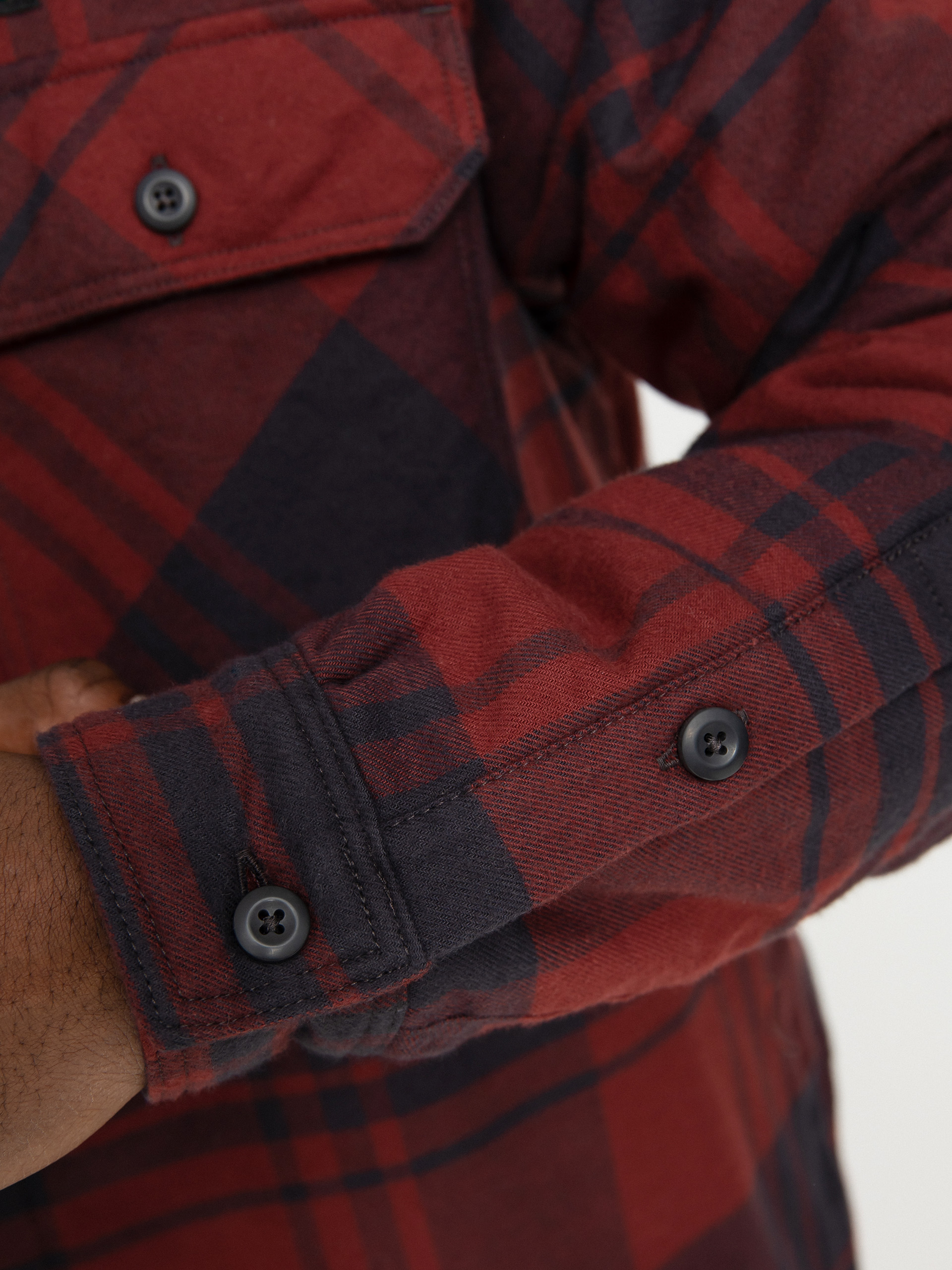 Patagonia Insulated Organic Cotton Fjord Flannel Jacket (live oak/sequoia red)