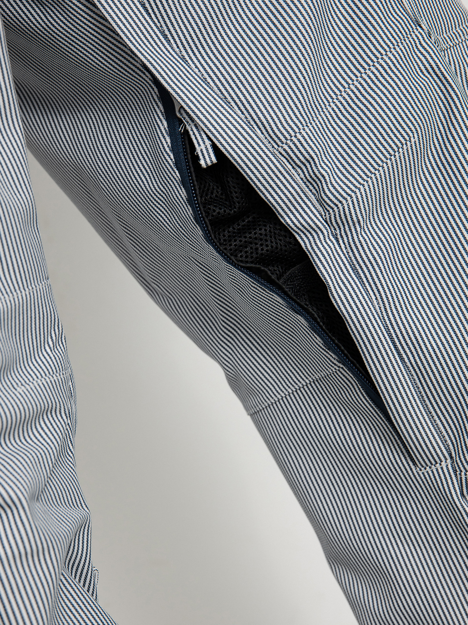 Mens DC Code Snowboard pants (hickory stripe)