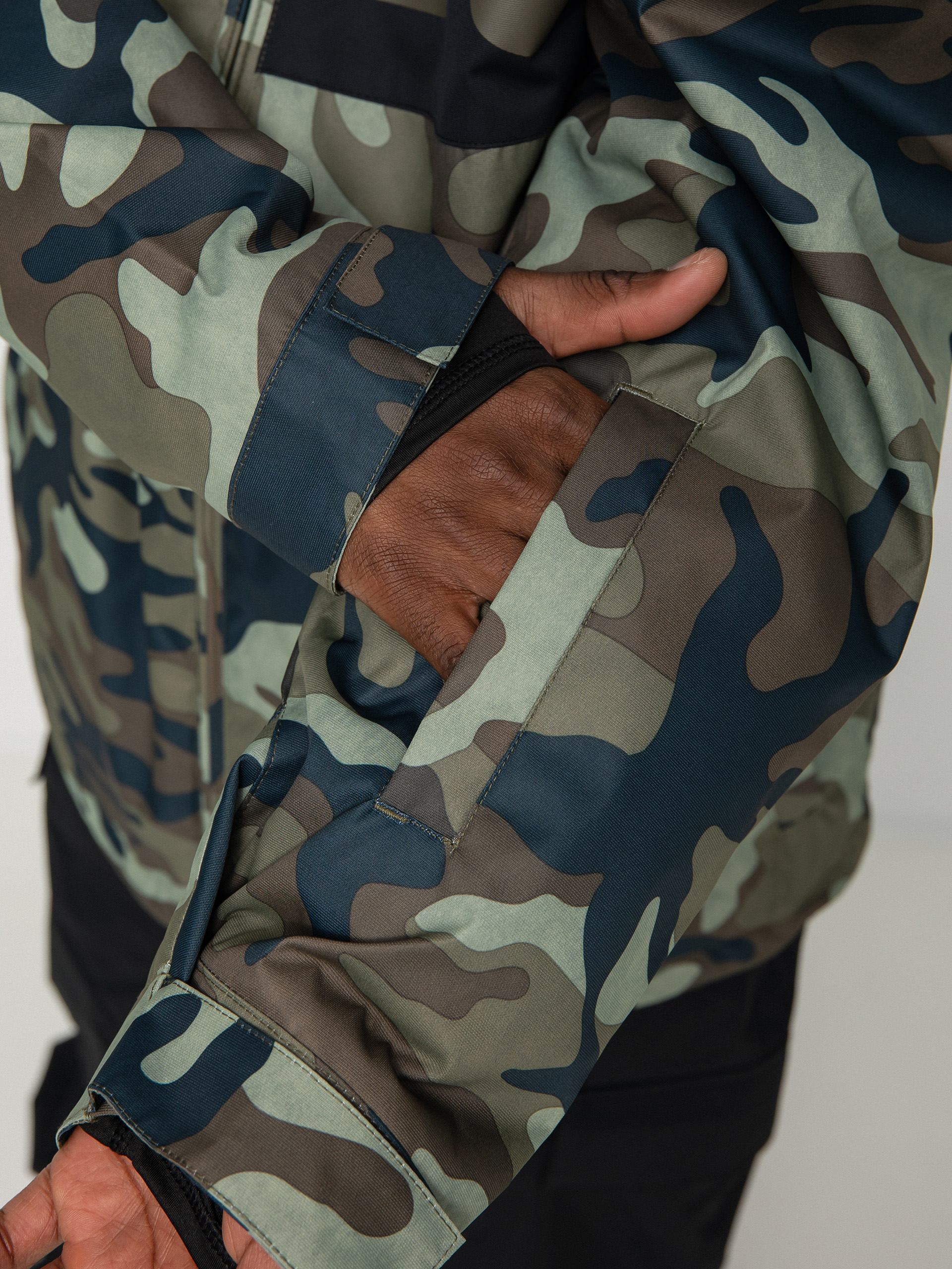 Herren DC Propaganda Snowboardjacke (woodland camo green)