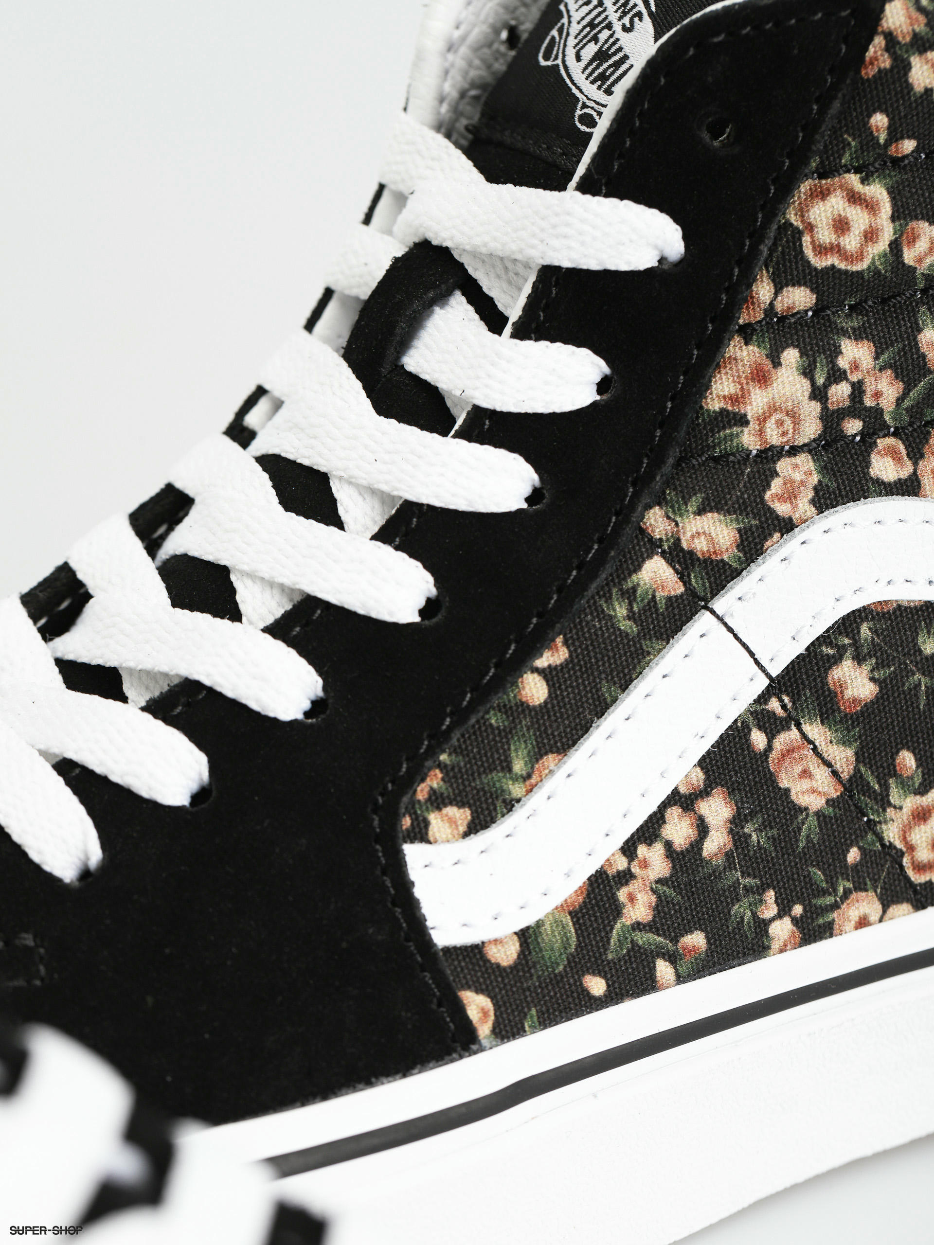 Black high top clearance vans with roses