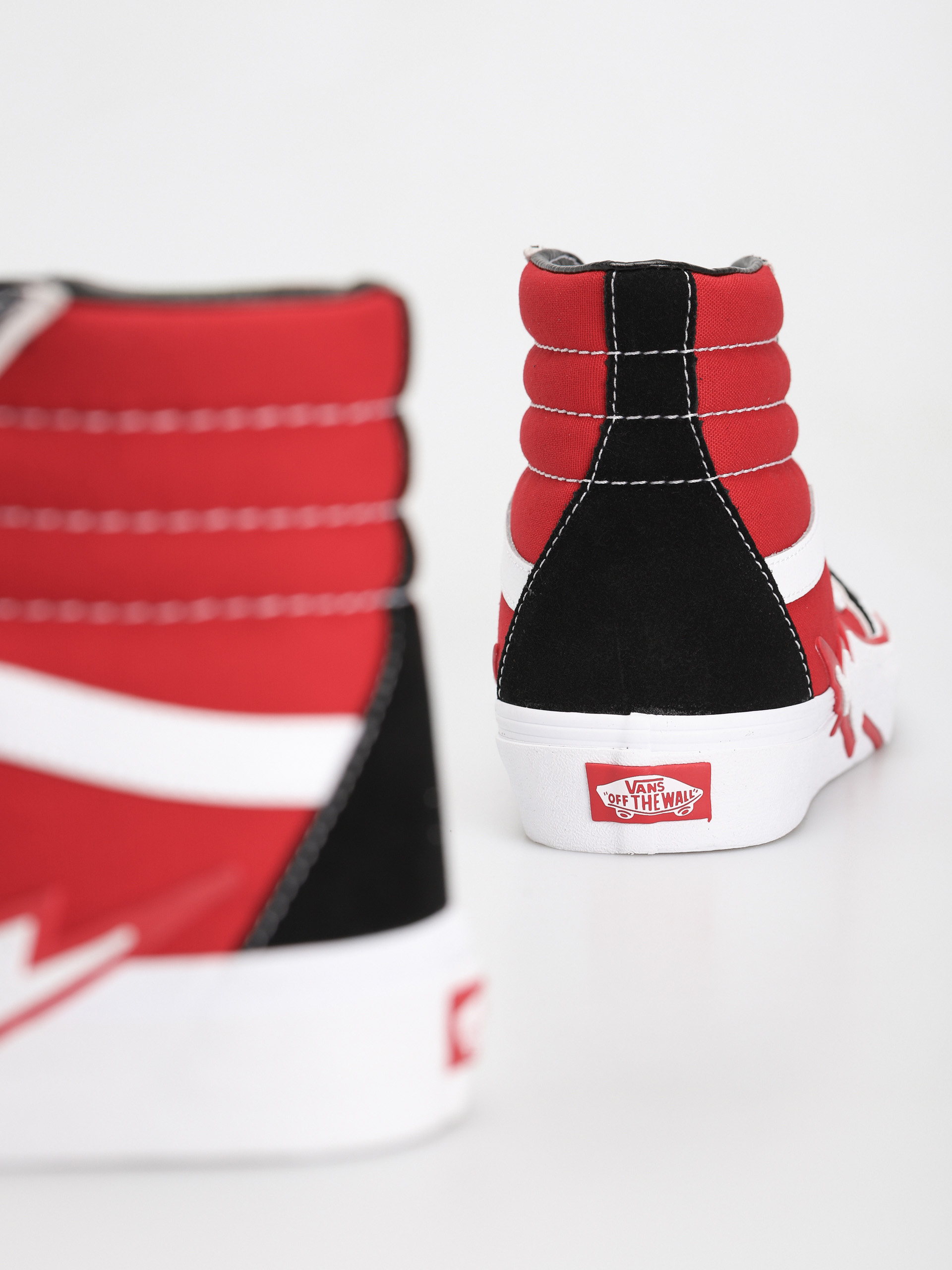Vans Sk8 Hi Bolt Shoes (black/red)