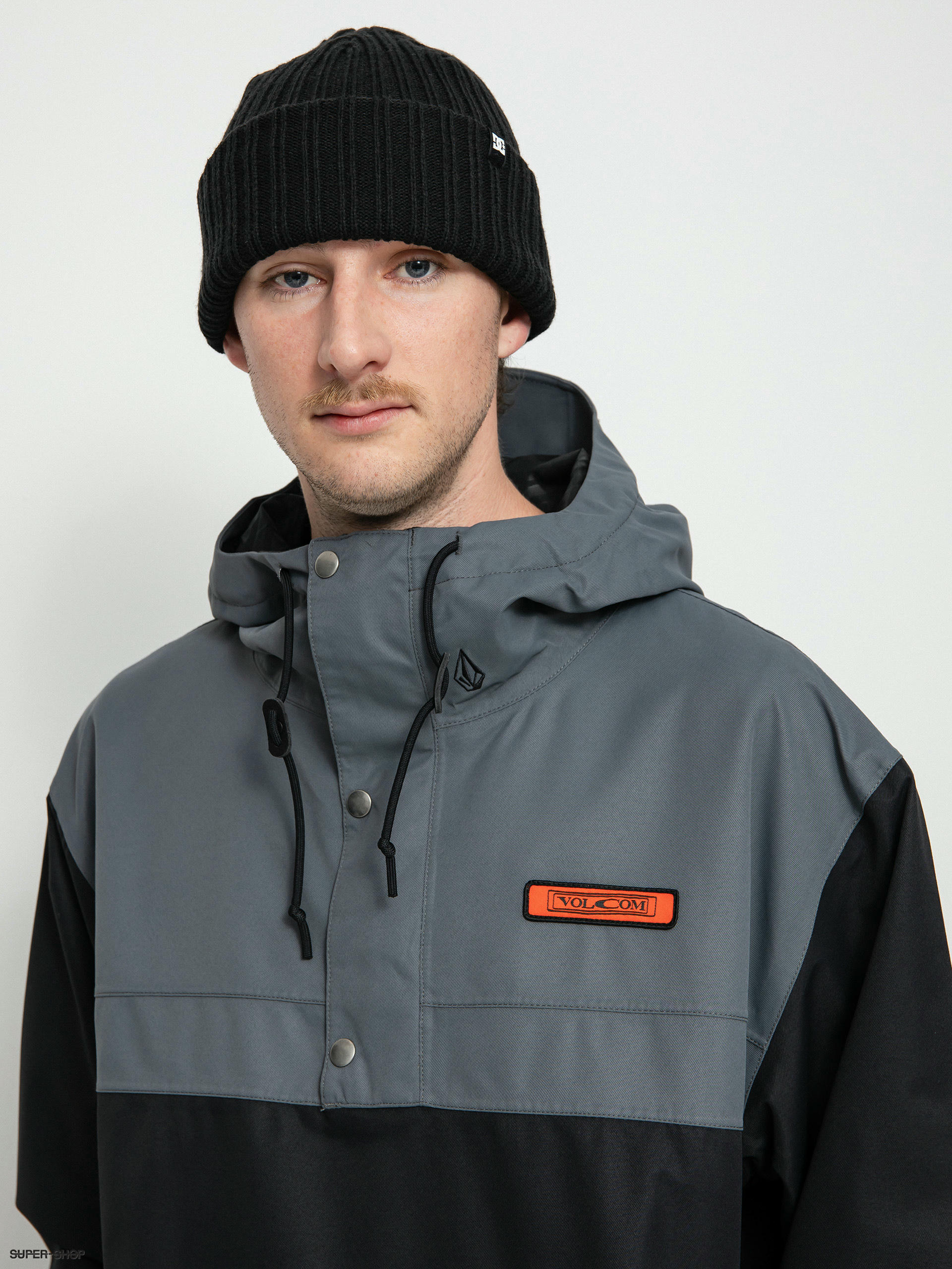 Black pullover snowboard outlet jacket