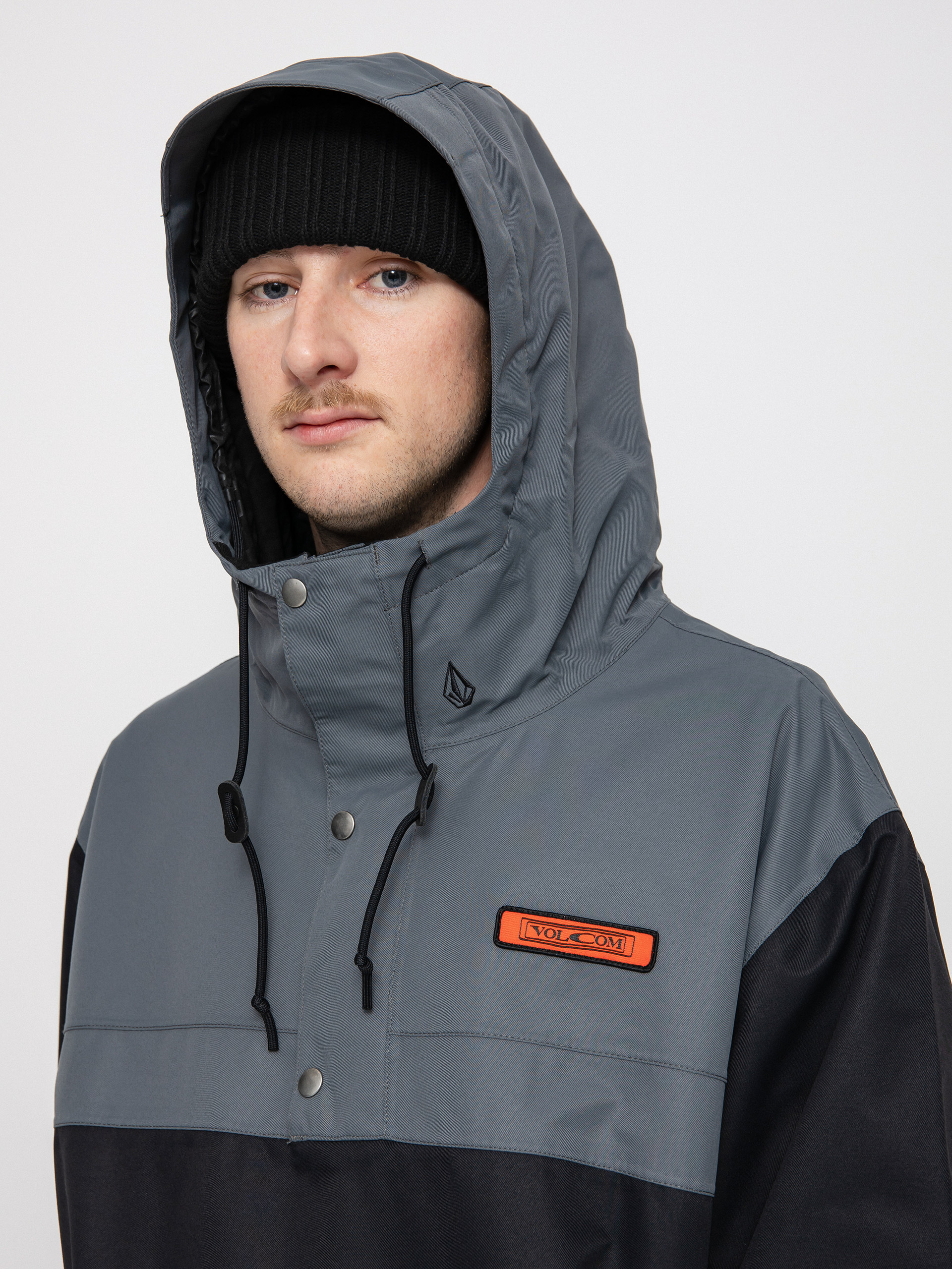 スノーボード MENS LONGO PULLOVER JACKET - BLACK Longo Pullover Jacket - Black | Volcom Europe