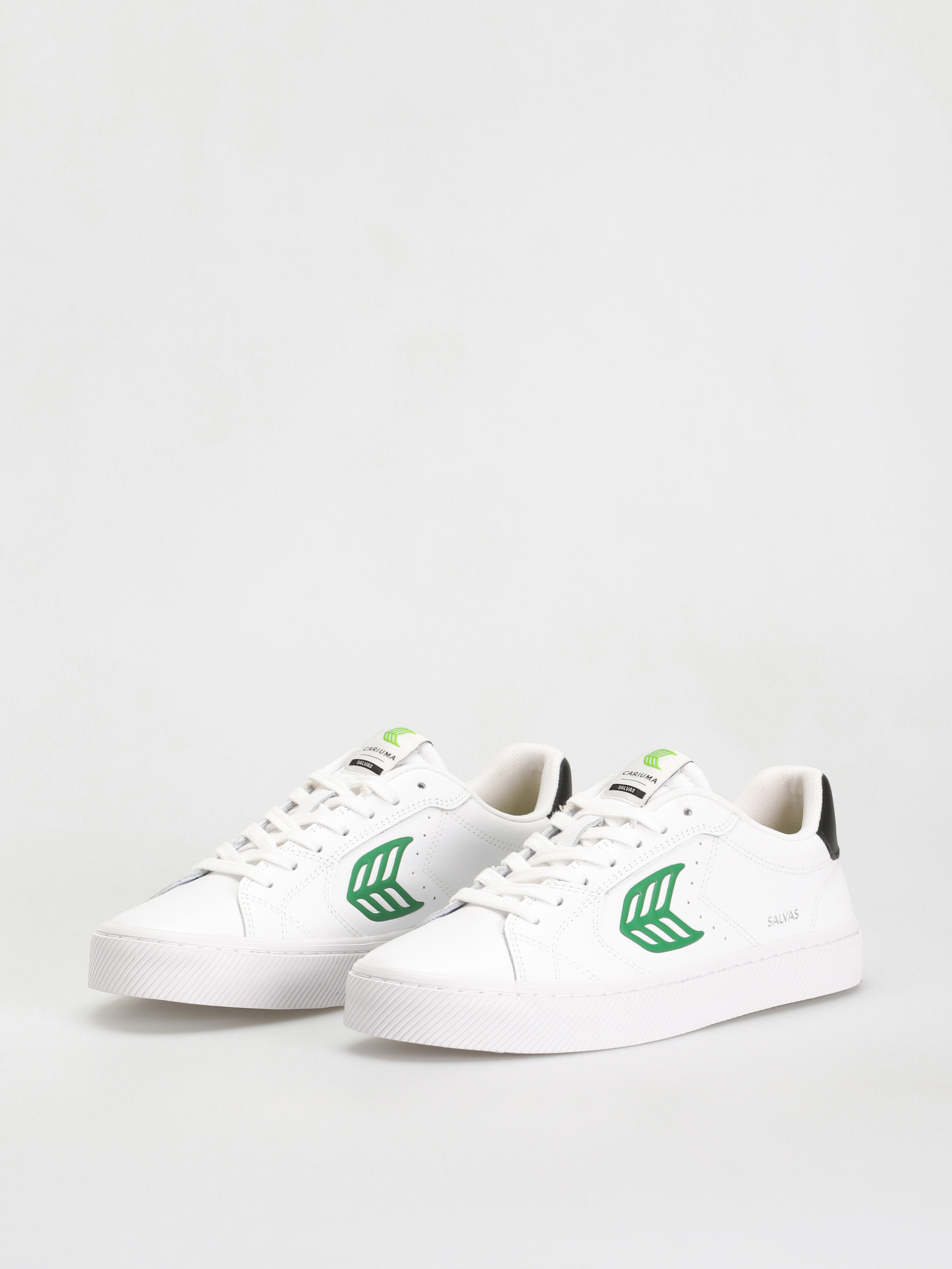 Cariuma Salvas Shoes (white/green)