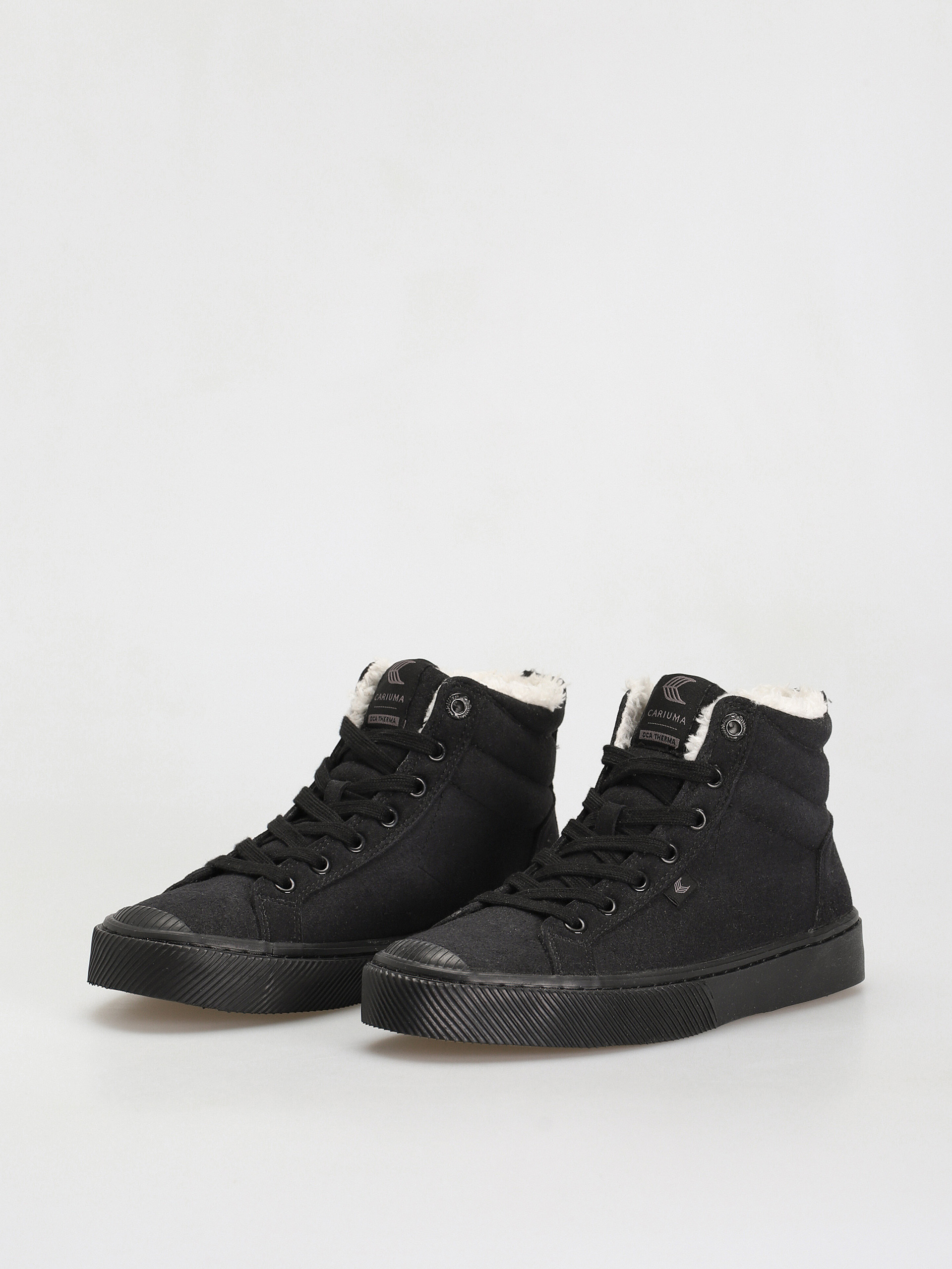 Cariuma Oca High Shoes (all black)