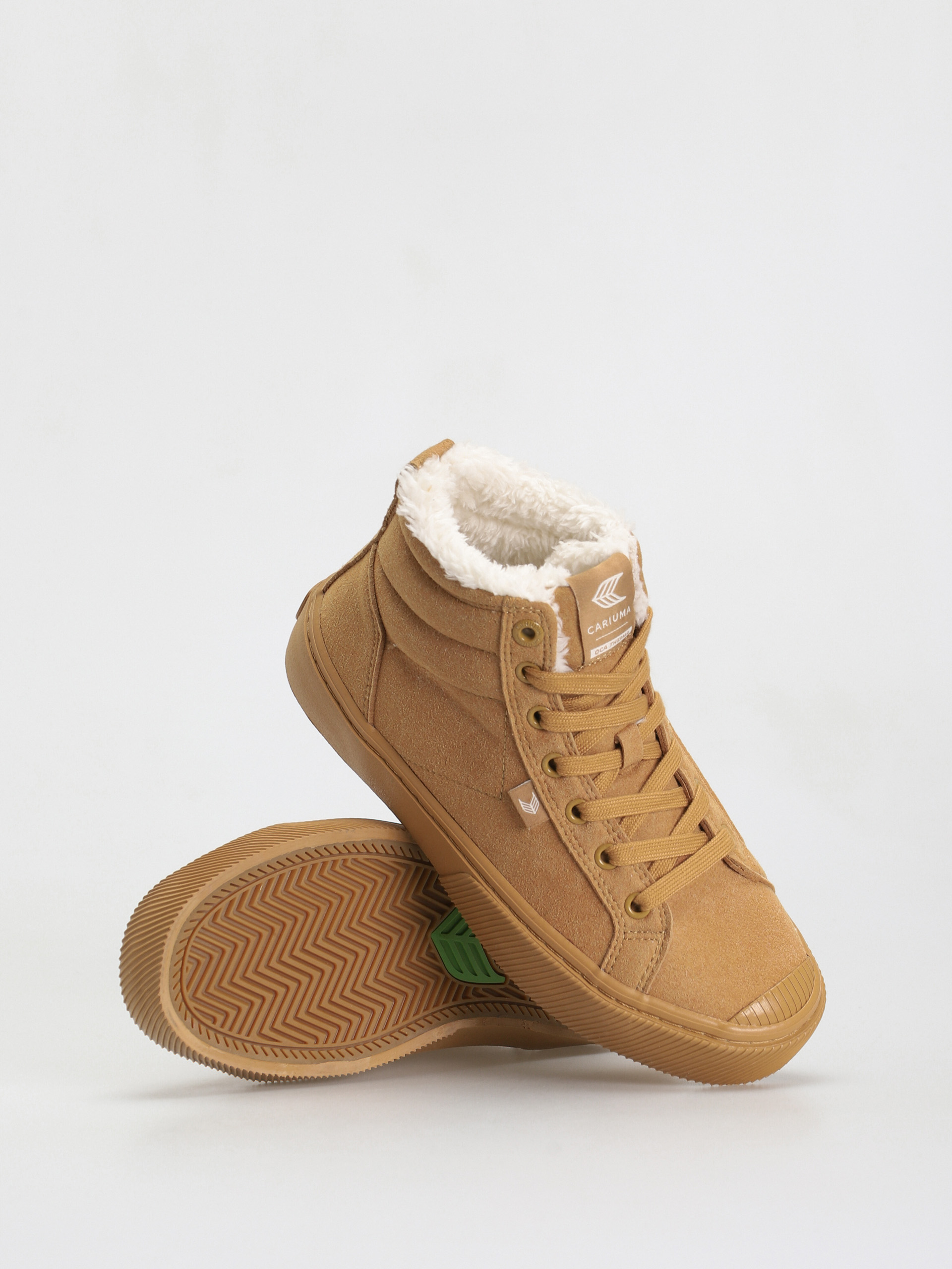 Cariuma Oca High Shoes (all camel)