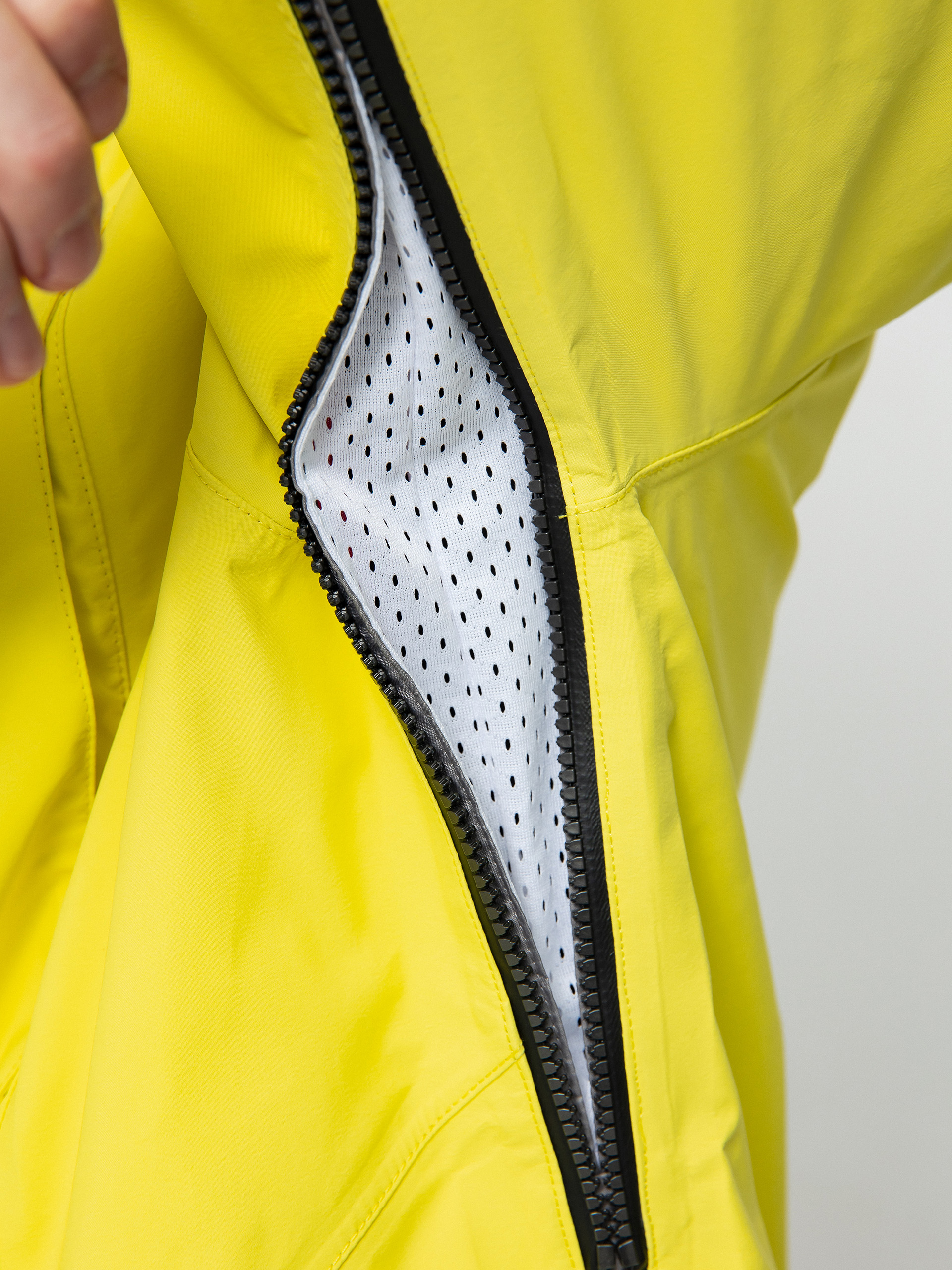 Mens Volcom Guide Gore Tex Snowboard jacket (citron)