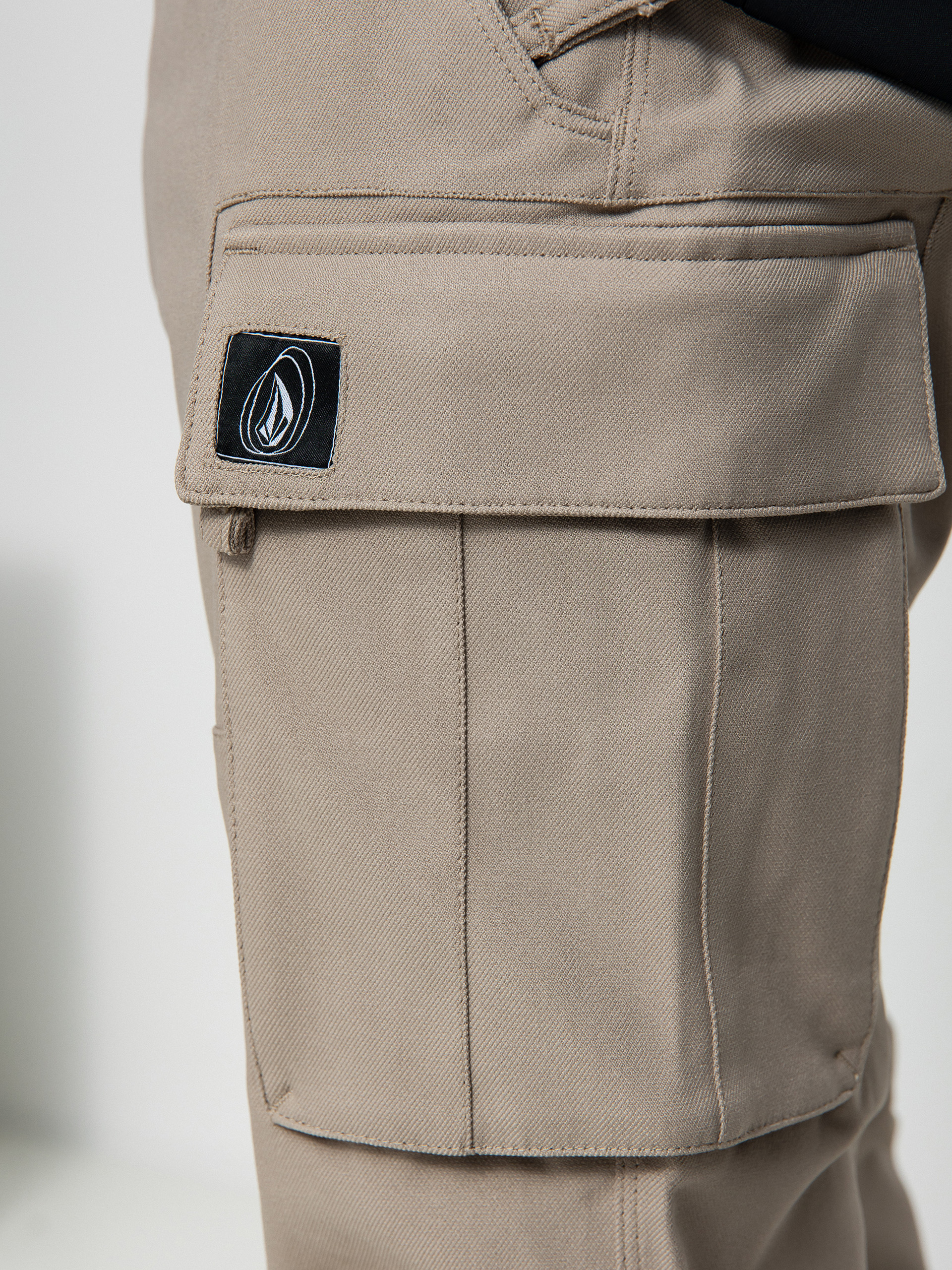 Mens Volcom New Articulated Snowboard pants (dark khaki)