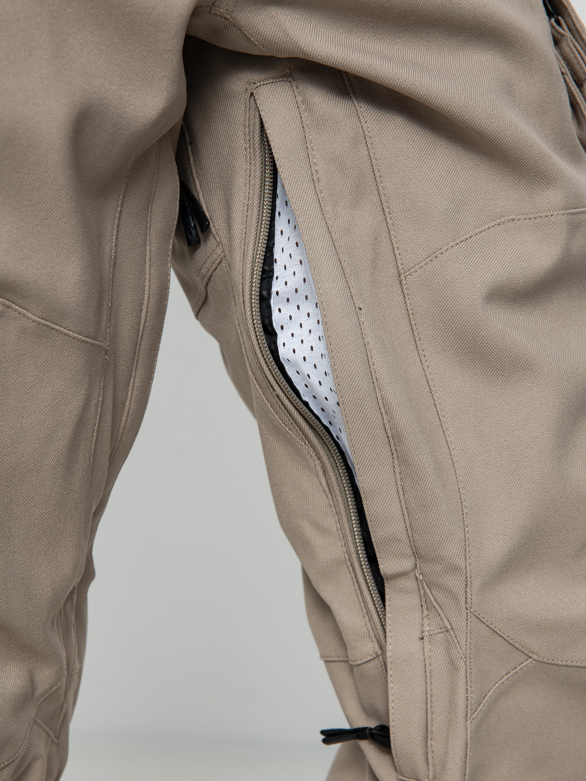 Mens Volcom New Articulated Snowboard pants (dark khaki)