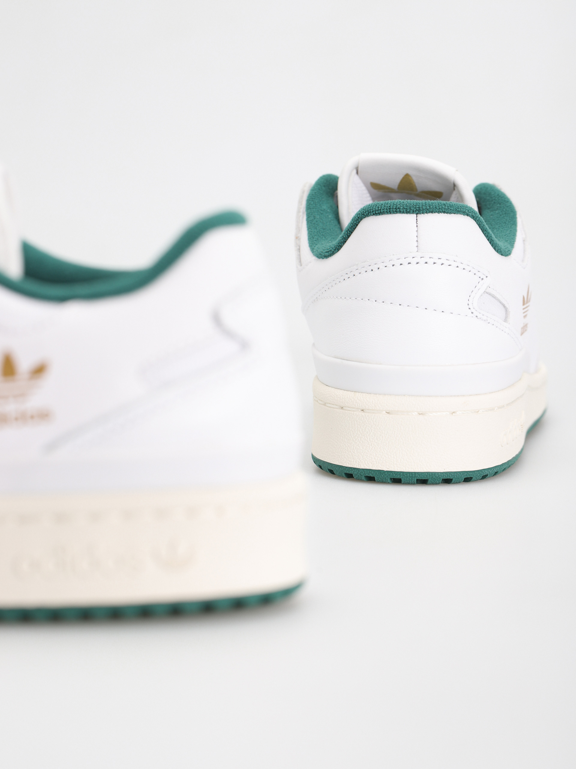 adidas Forum 84 Low Adv Shoes (ftwwht/blubir/cgreen)