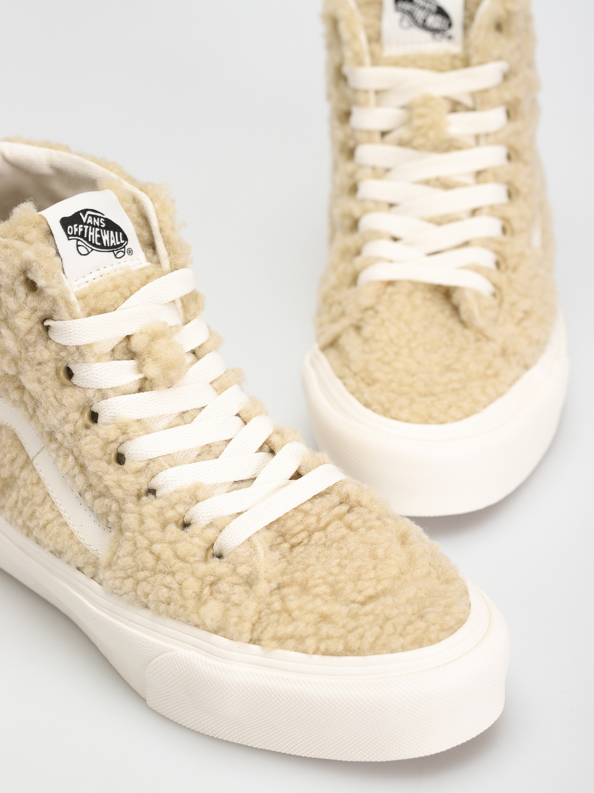 Vans sk8 hi mte on sale beige