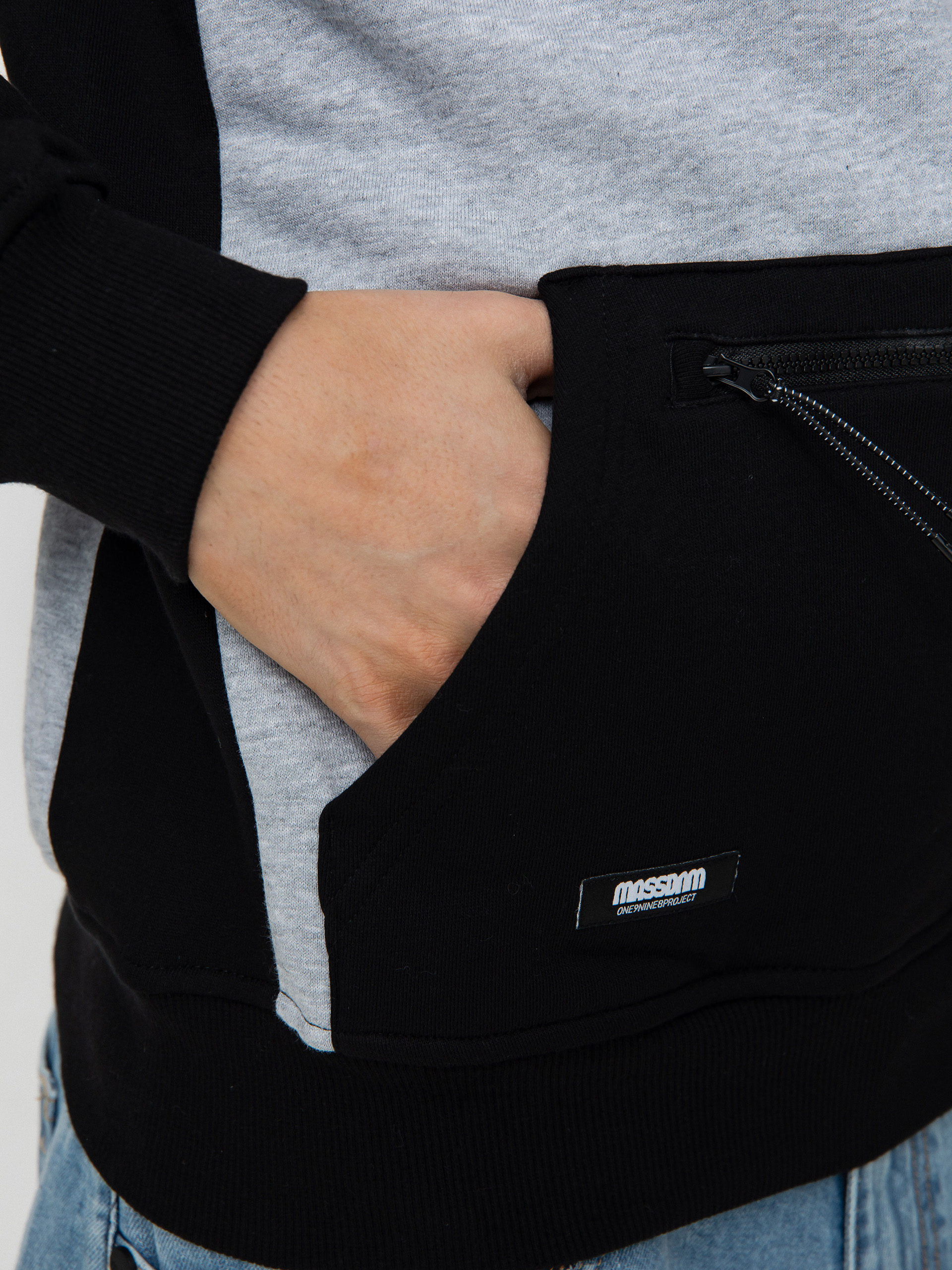 MassDnm Berg HD Hoodie (black/heather gray)