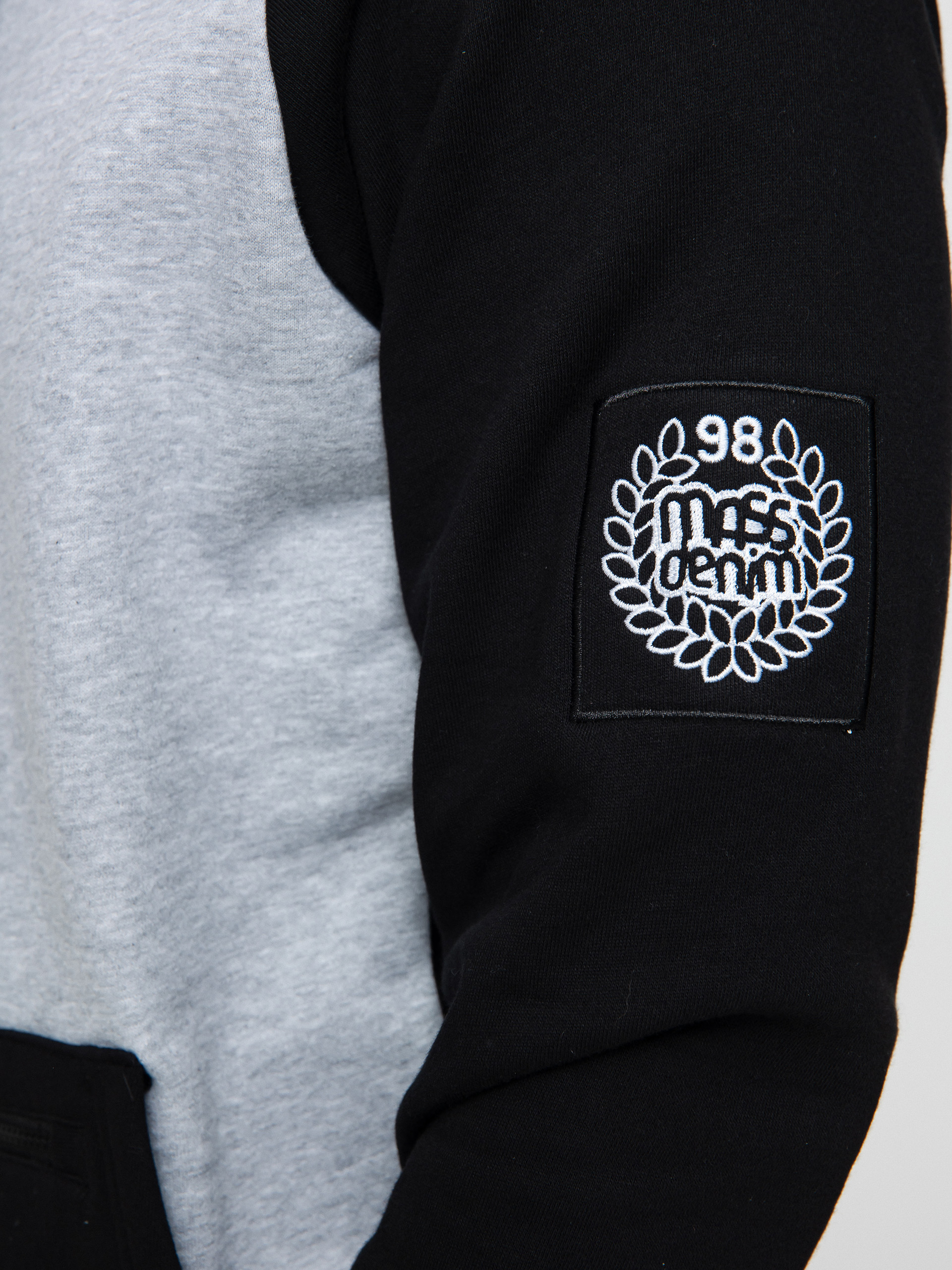 MassDnm Berg HD Hoodie (black/heather gray)