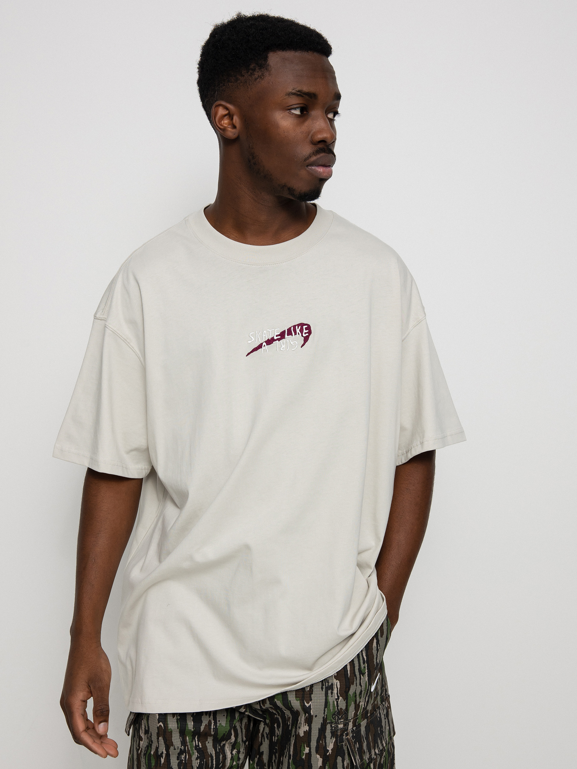 Nike SB Max90 Likeagirl T-shirt (light bone)