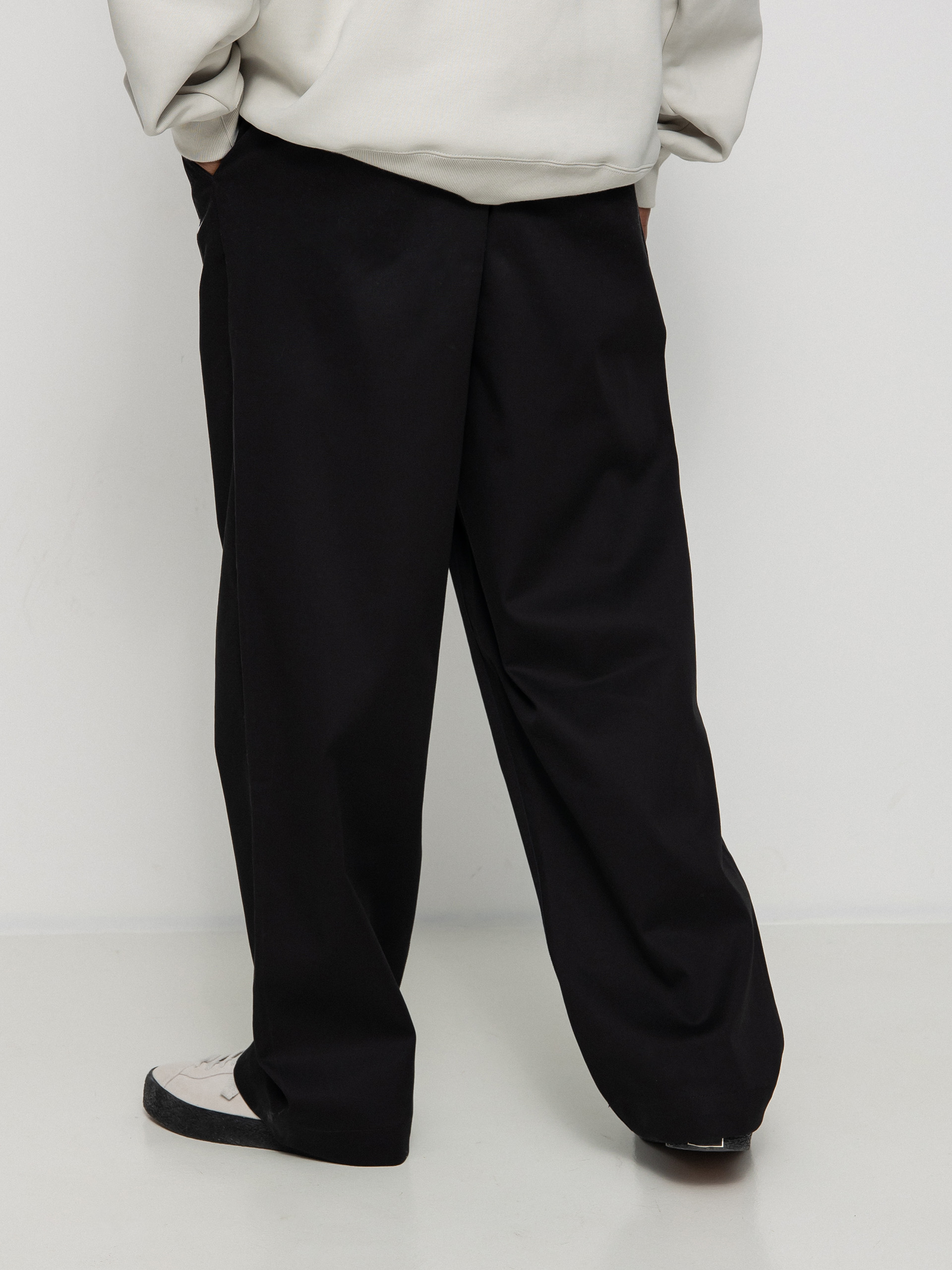 NIKE EL Chino Pants Black ユーロ企画　チノパン　32 Shop Nike SB El Chino Cotton Pants (black) online | skatedeluxe