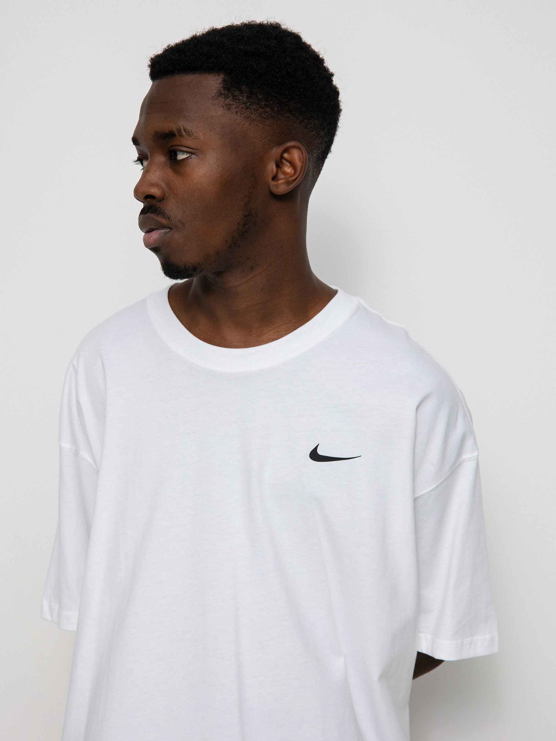 Nike sb white t shirt online