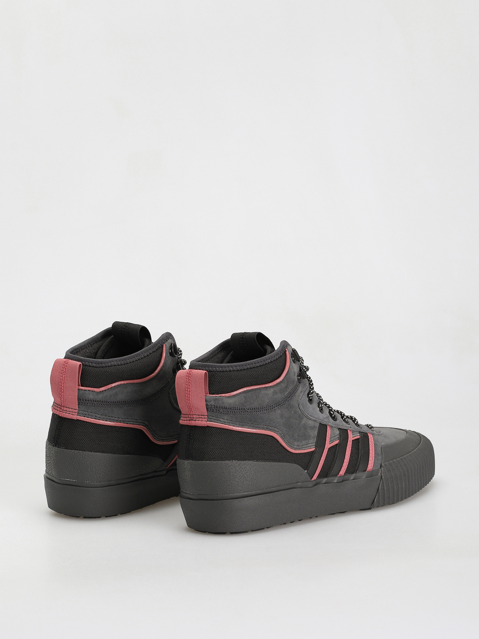 adidas Originals Akando Atr Shoes (cblack/wonred/carbon)