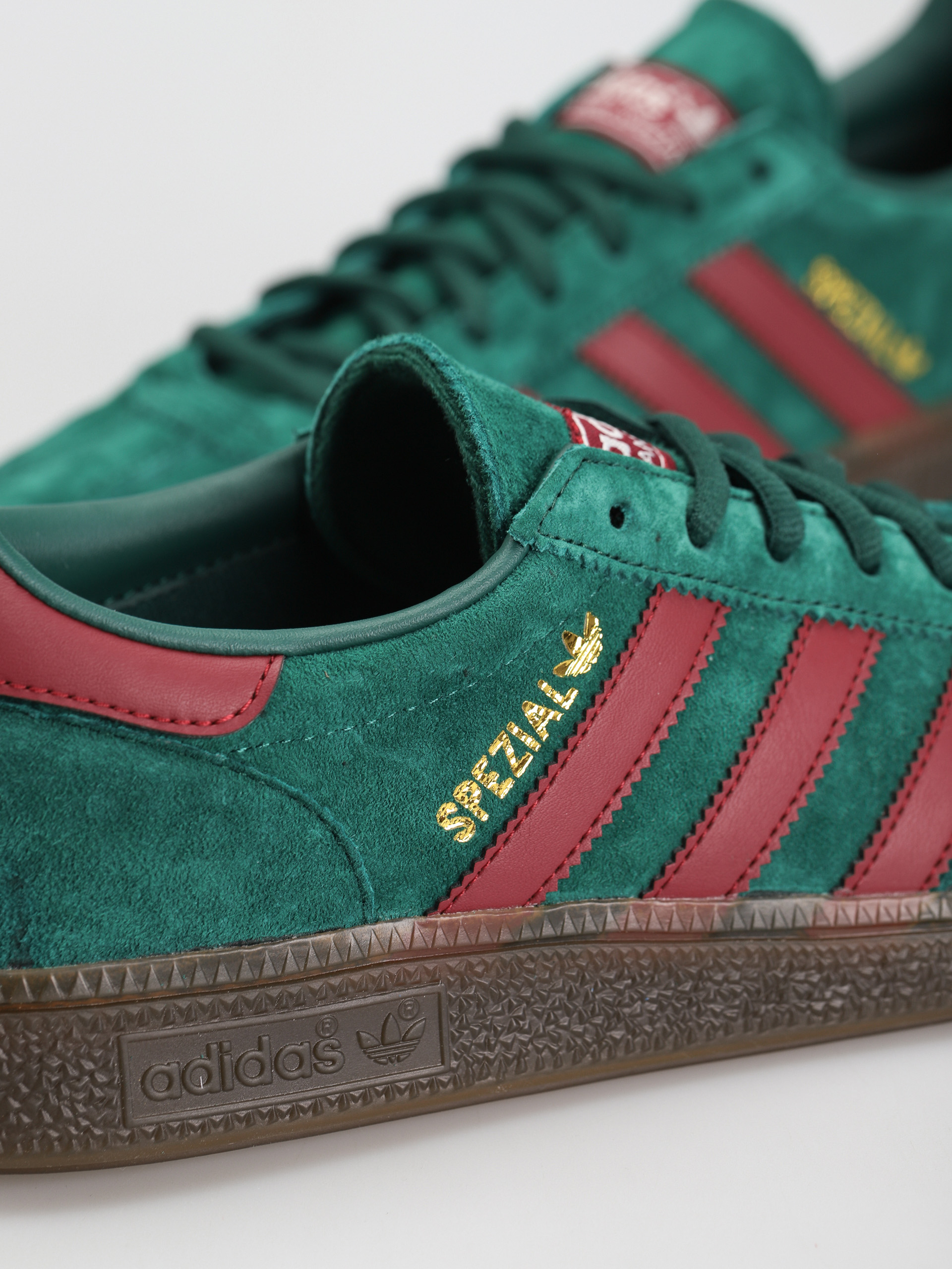 adidas Originals Handball Spezial Shoes (cgreen/cburgu/gum5)