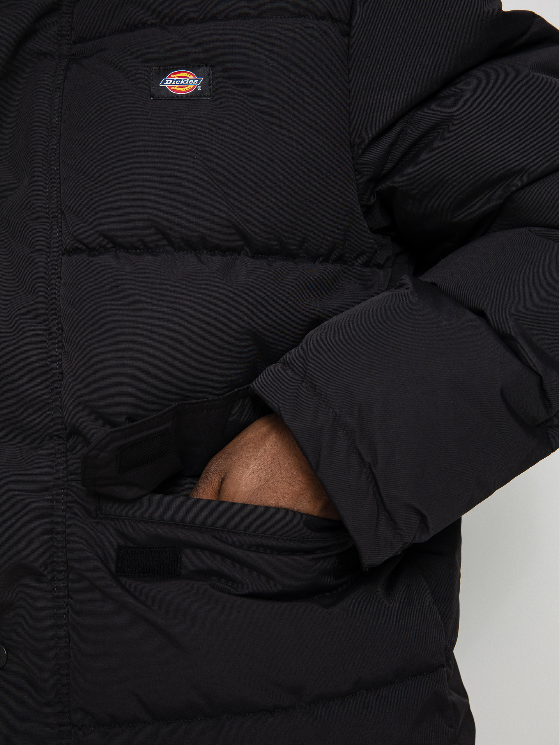 dickies glacier view puffer black