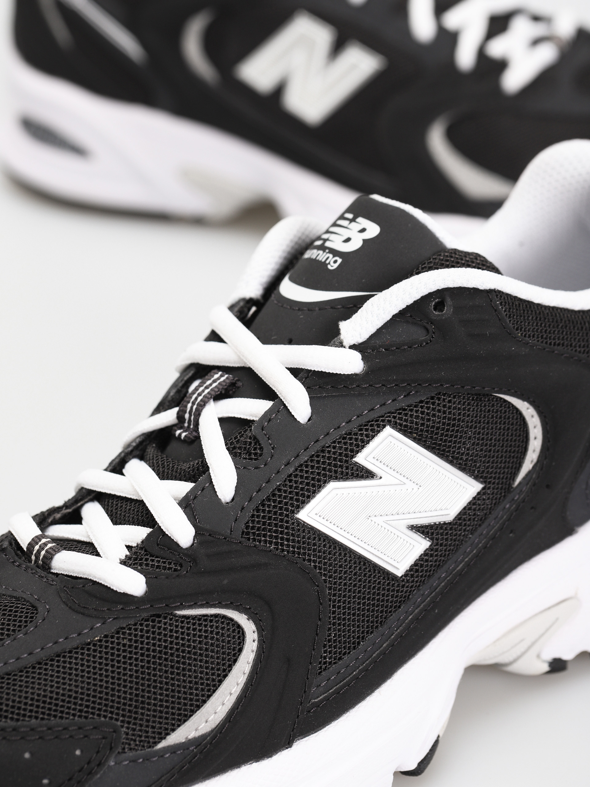 New Balance 530 Shoes (black)