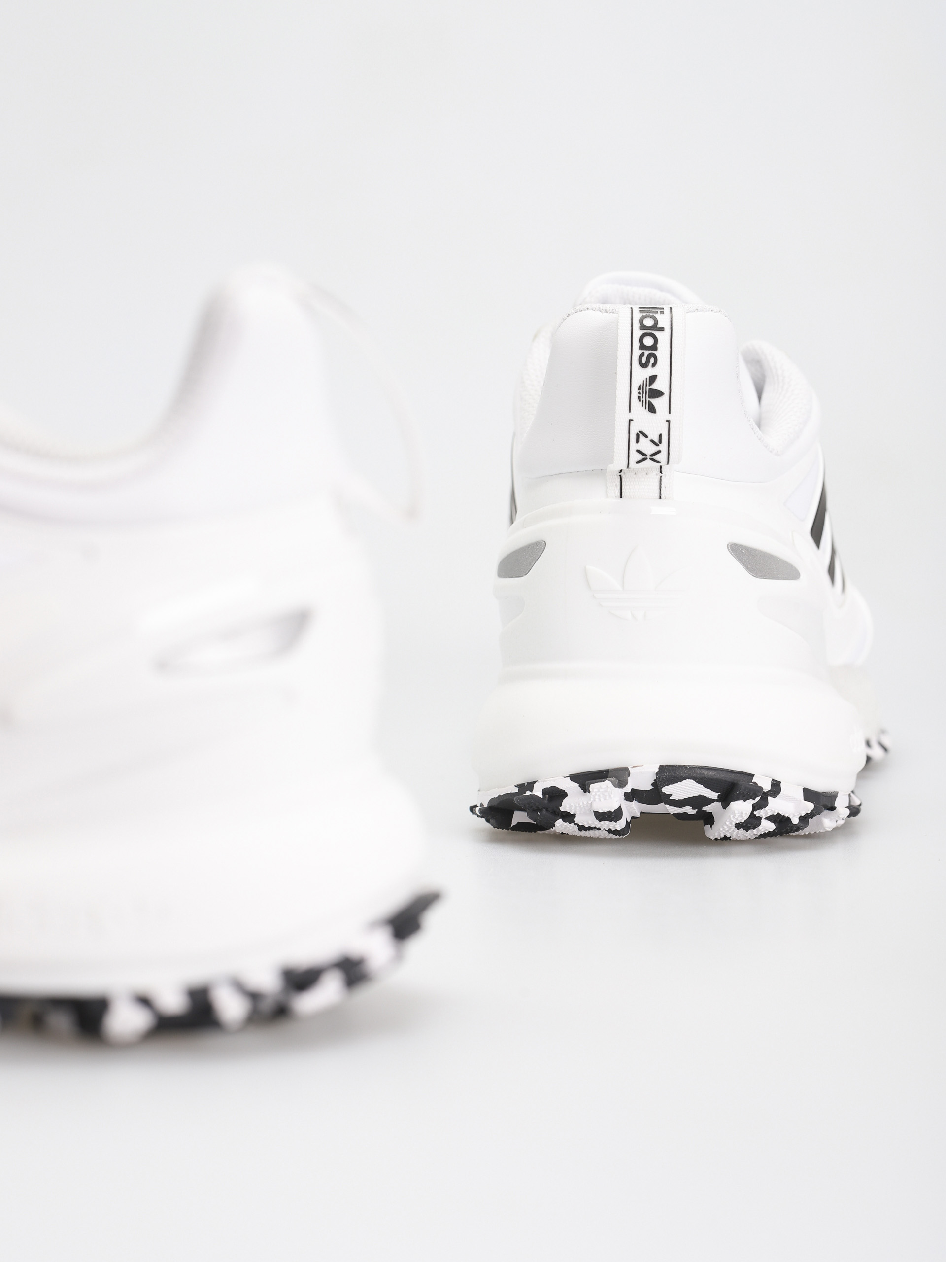 adidas Originals Zx 2K Boost 2.0 Trail Shoes (ftwwht/cblack/grefiv)