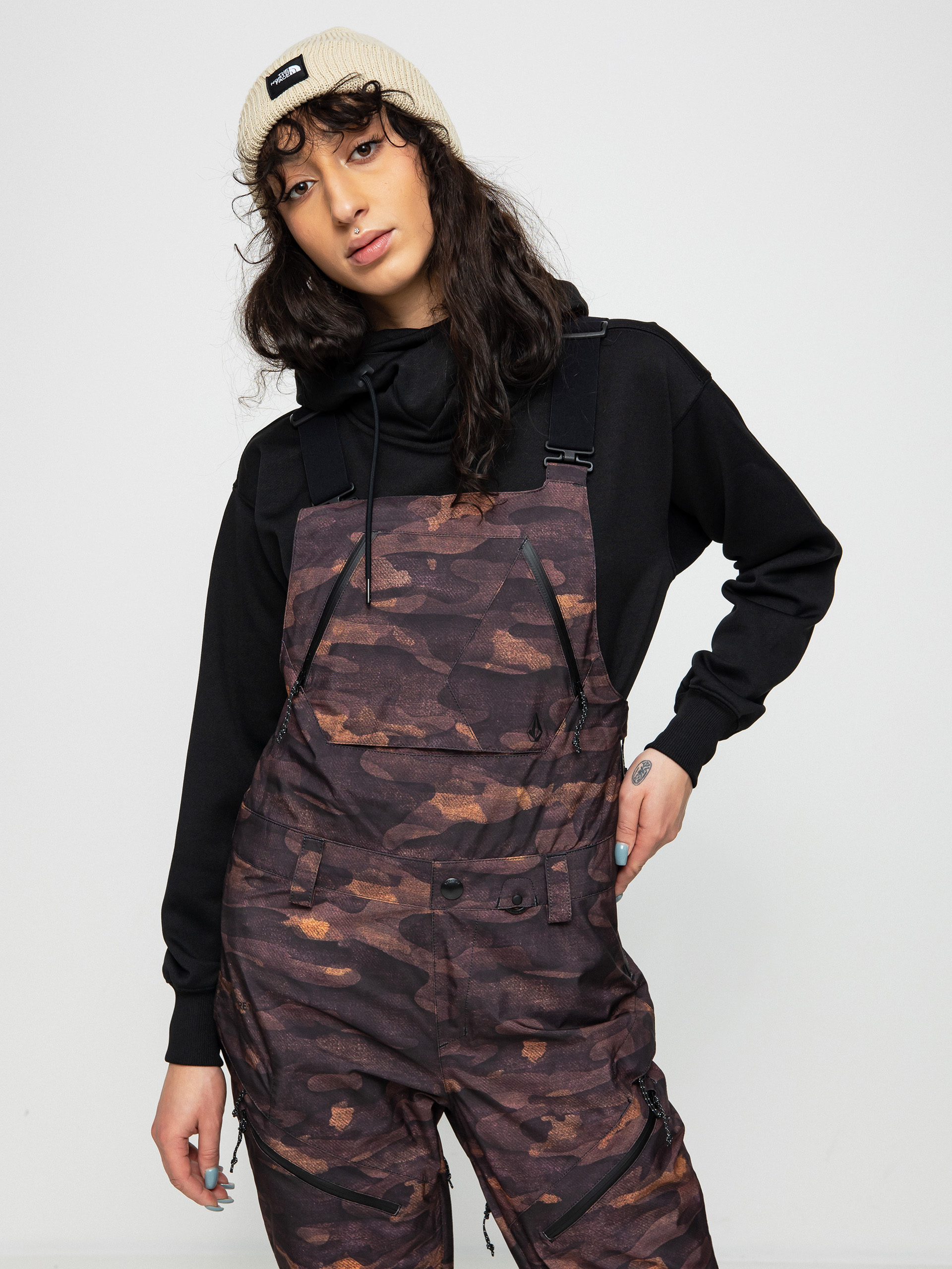 Womens Volcom Elm Stretch Gore Bib Overall Snowboard pants (dusk camo)