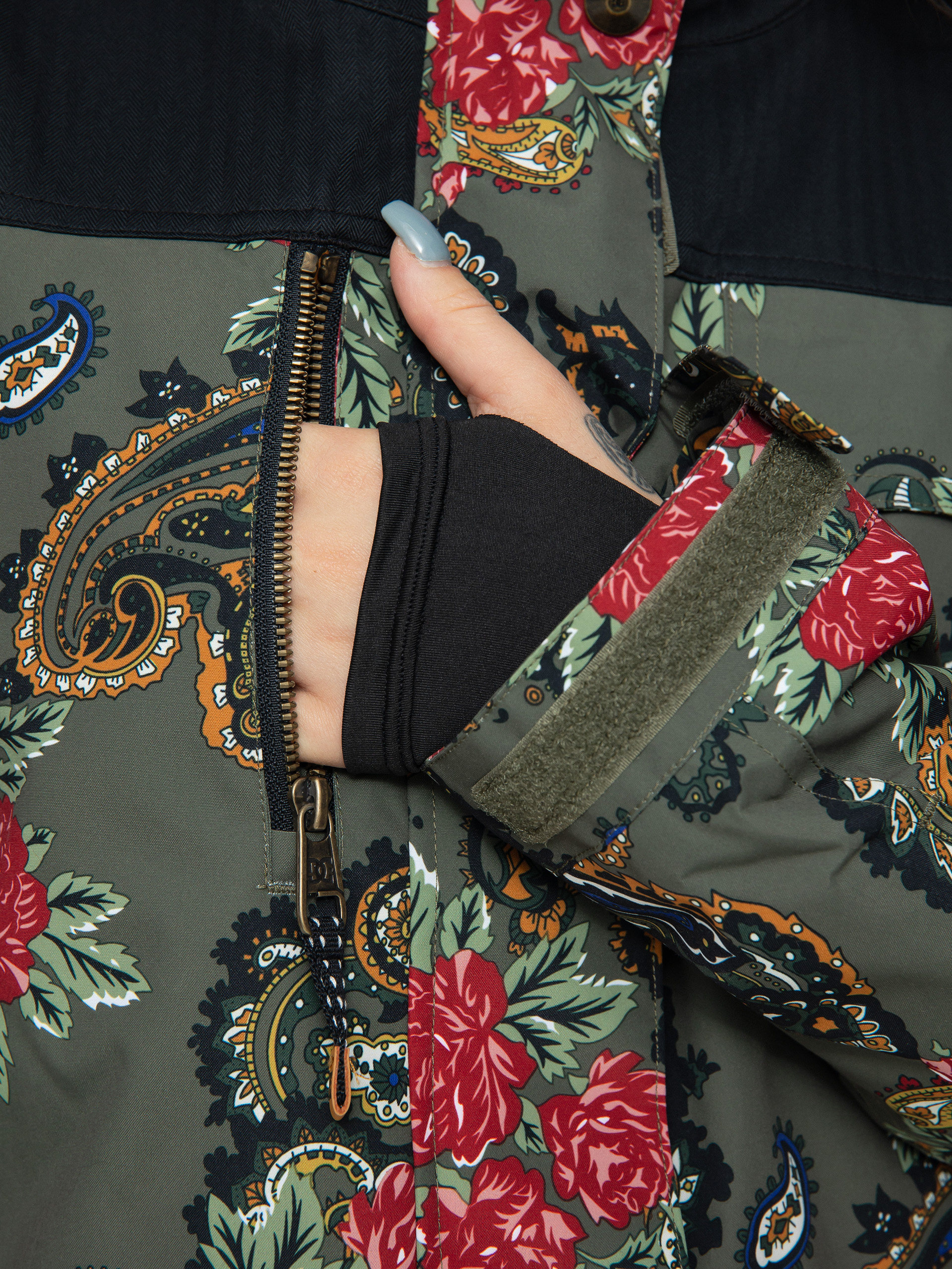 Womens DC Liberate Snowboard jacket (paisley ivy green)