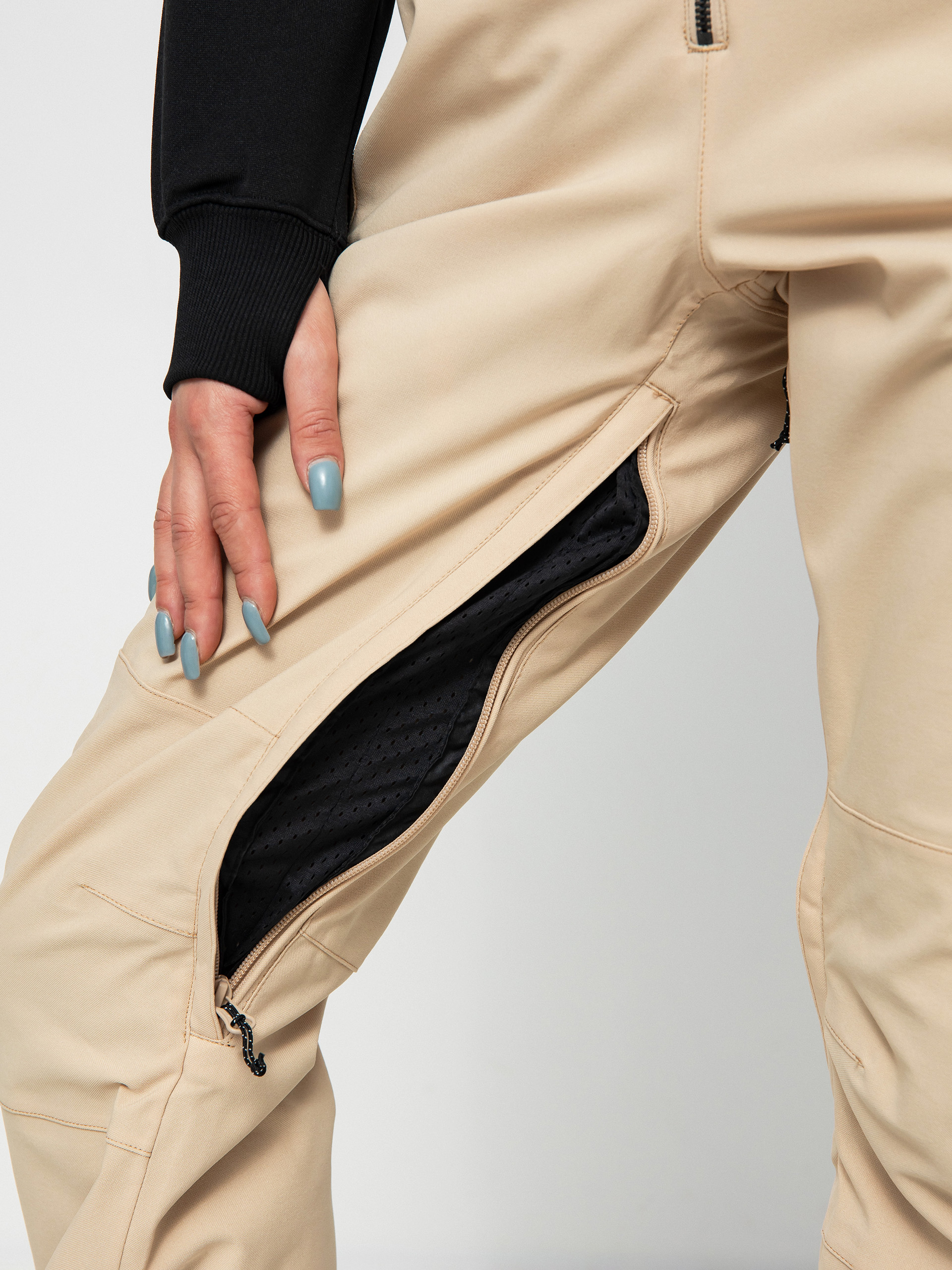 Volcom Swift Bib Overall Snowboard pants Wmn - beige (sand)