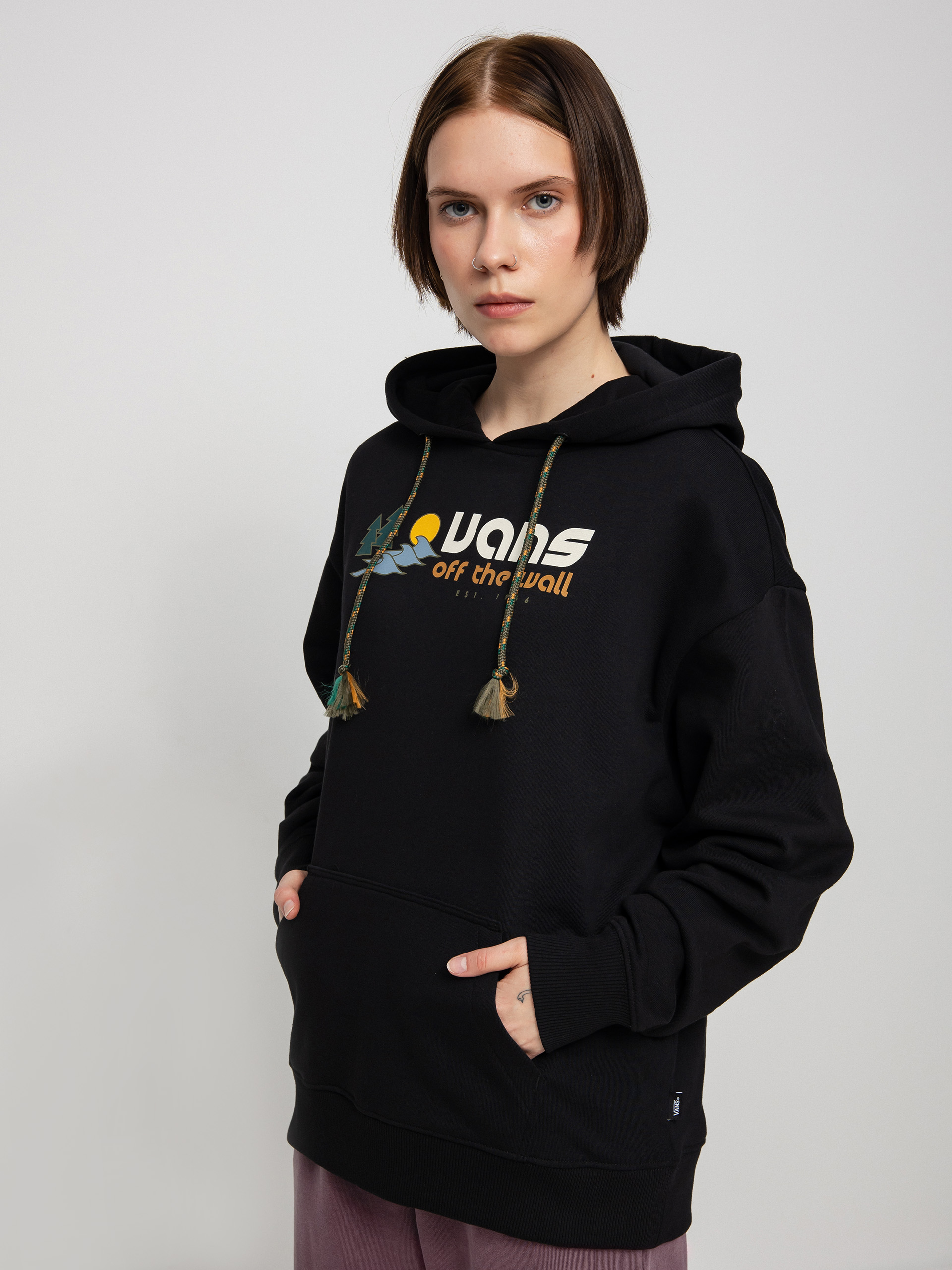 Vans off the shop wall hoodie women's