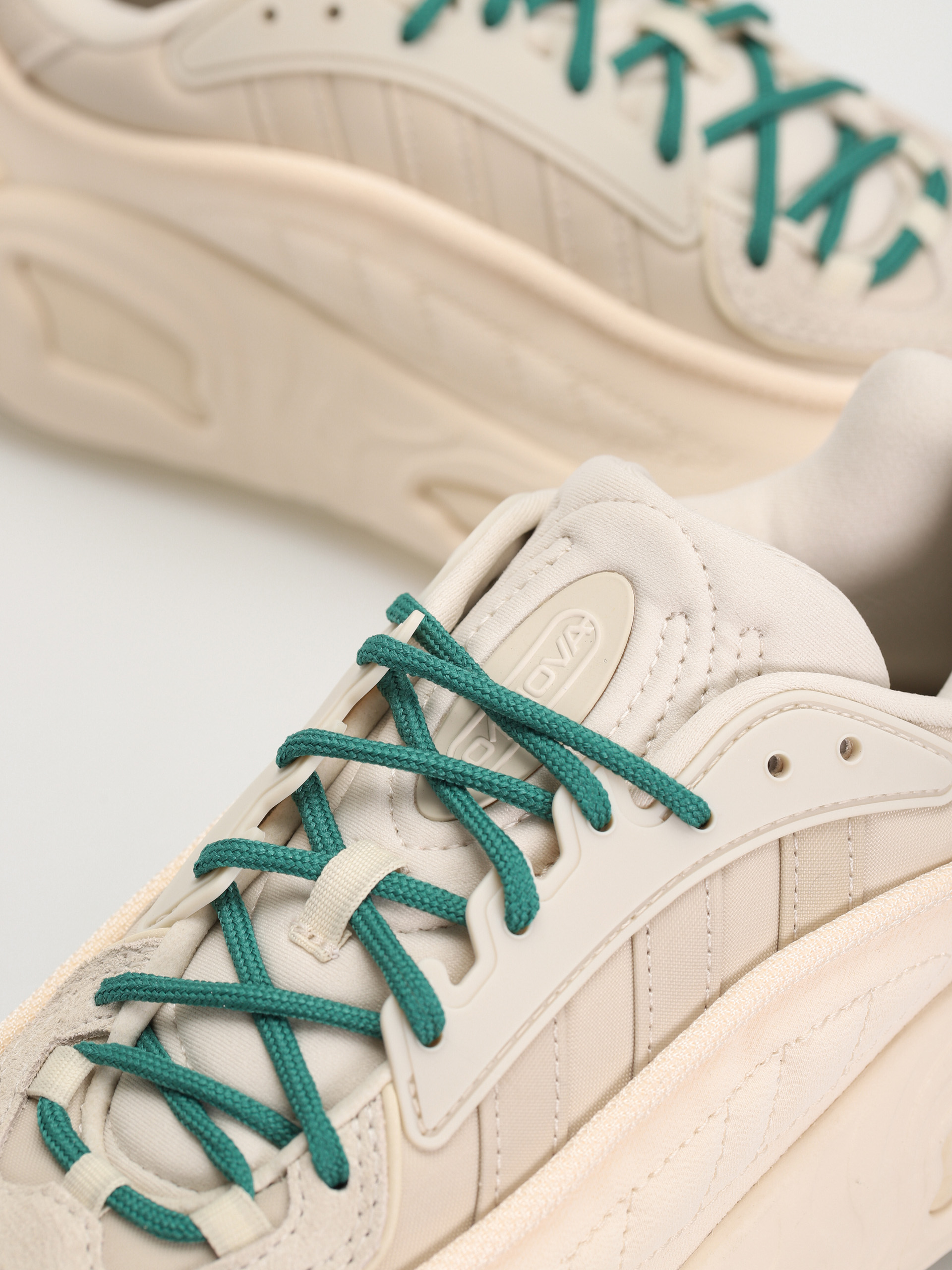 adidas Originals Oznova Shoes (alumin/ecrtin/lusgrn)