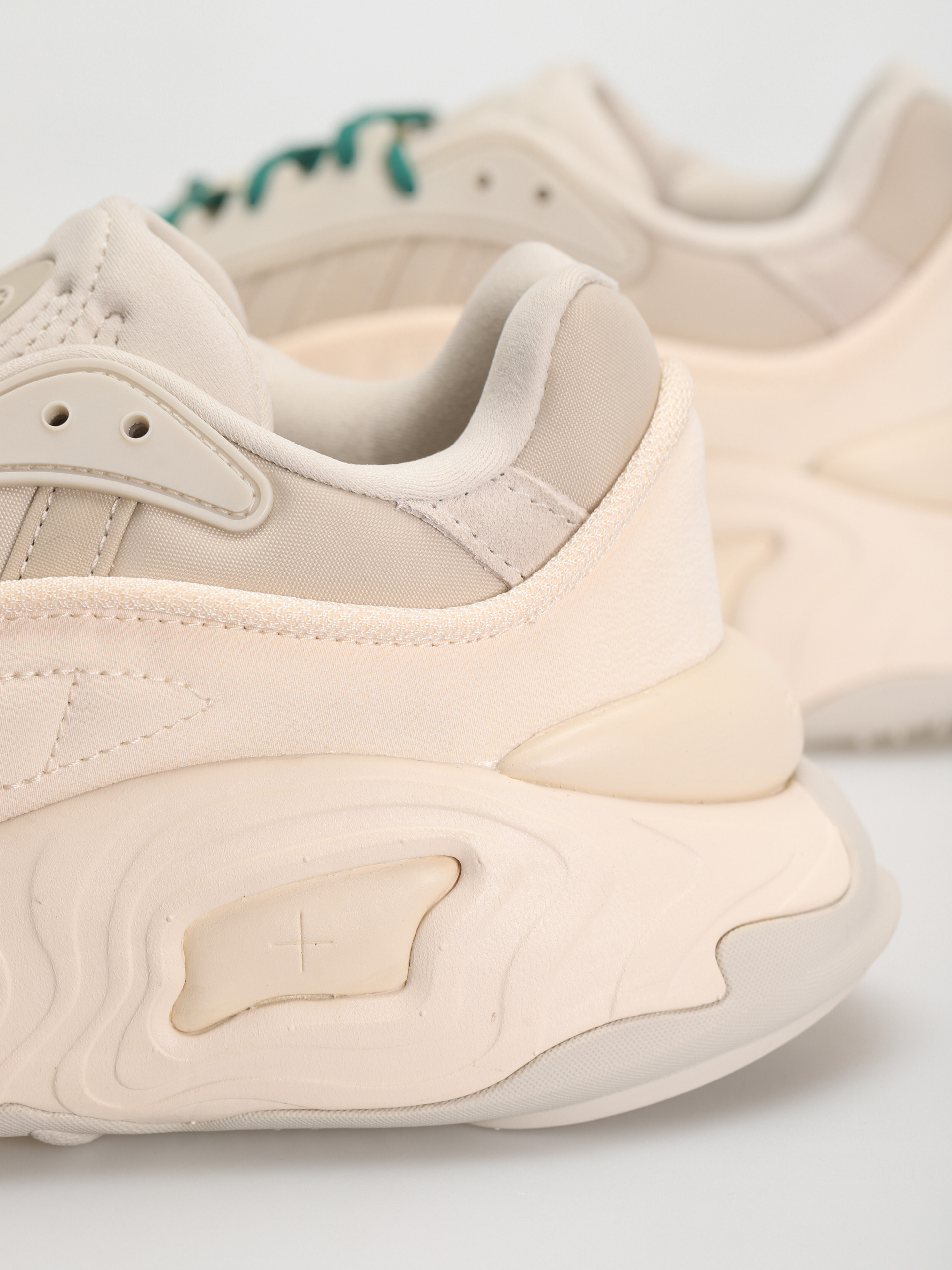 adidas Originals Oznova Shoes (alumin/ecrtin/lusgrn)