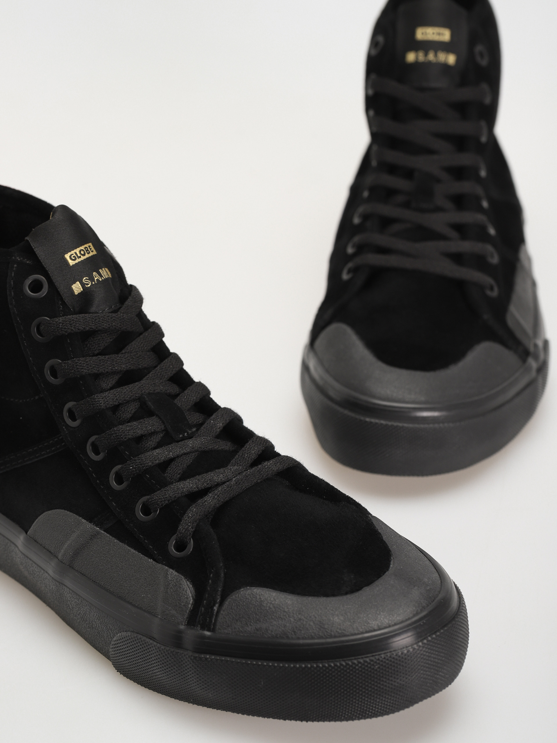 Globe Los Angered II Schuhe (black wolverine/montano)