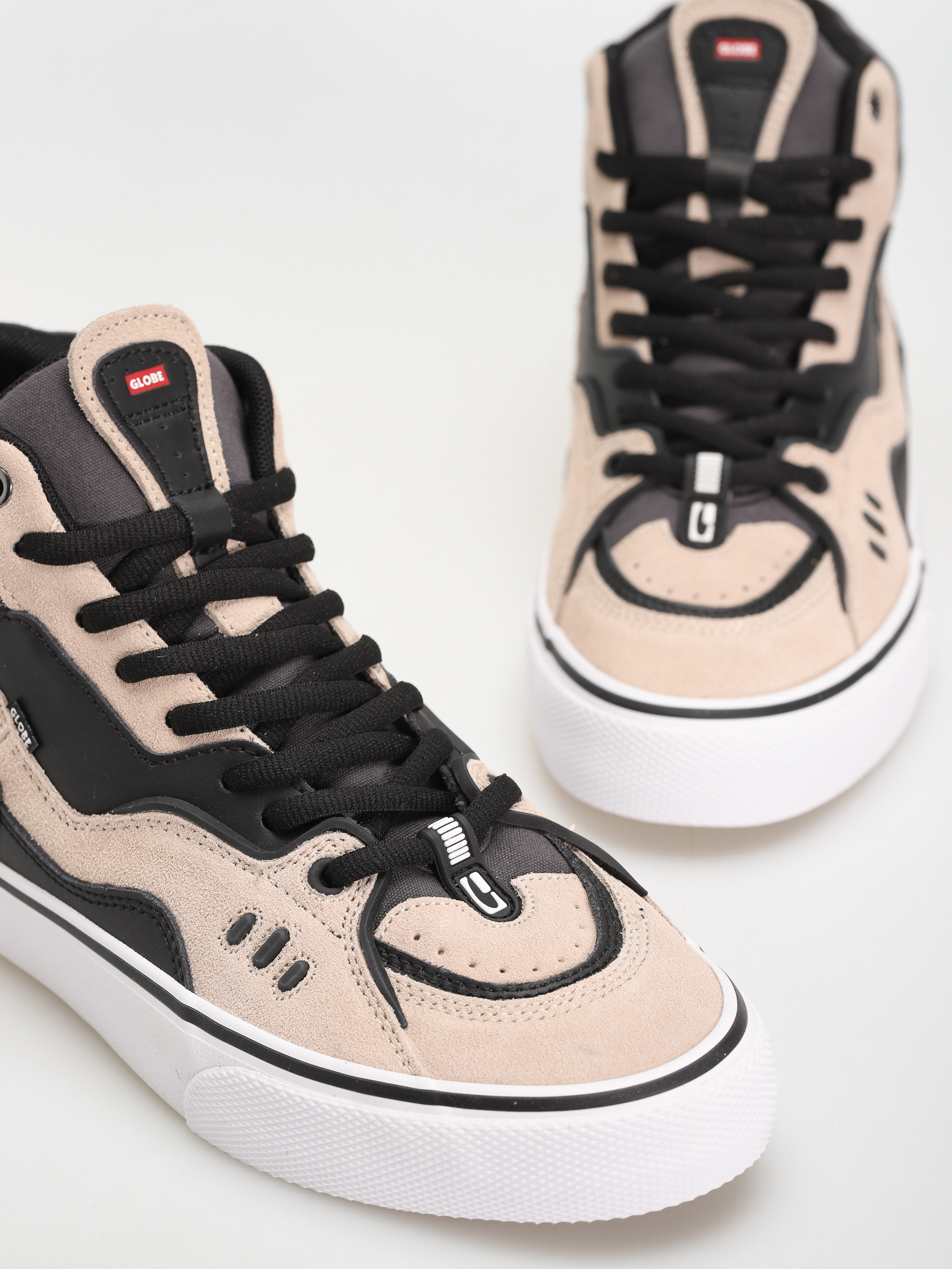 Globe Dimension Shoes (khaki/black)