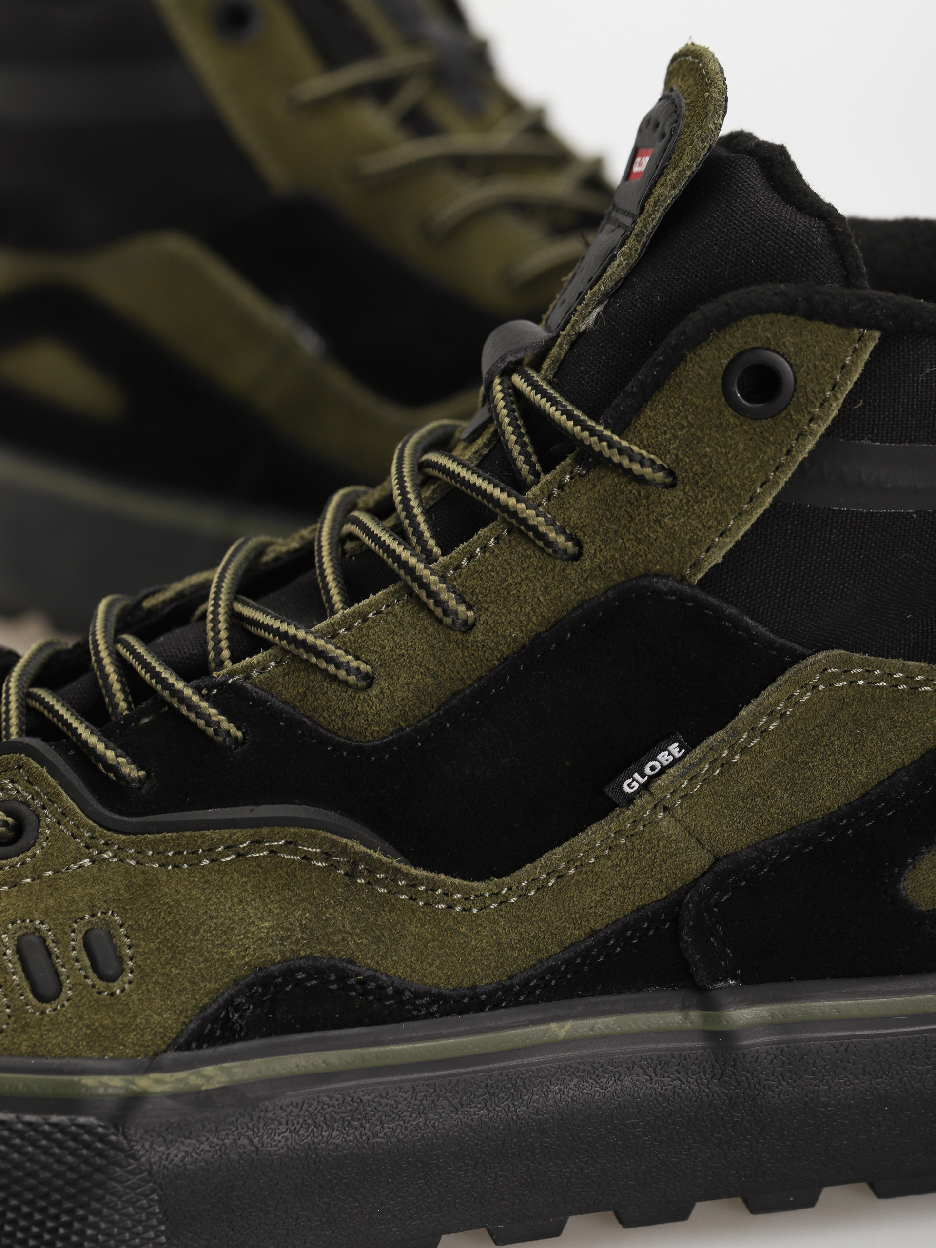 Globe Dimension Shoes (black/moss/summit)