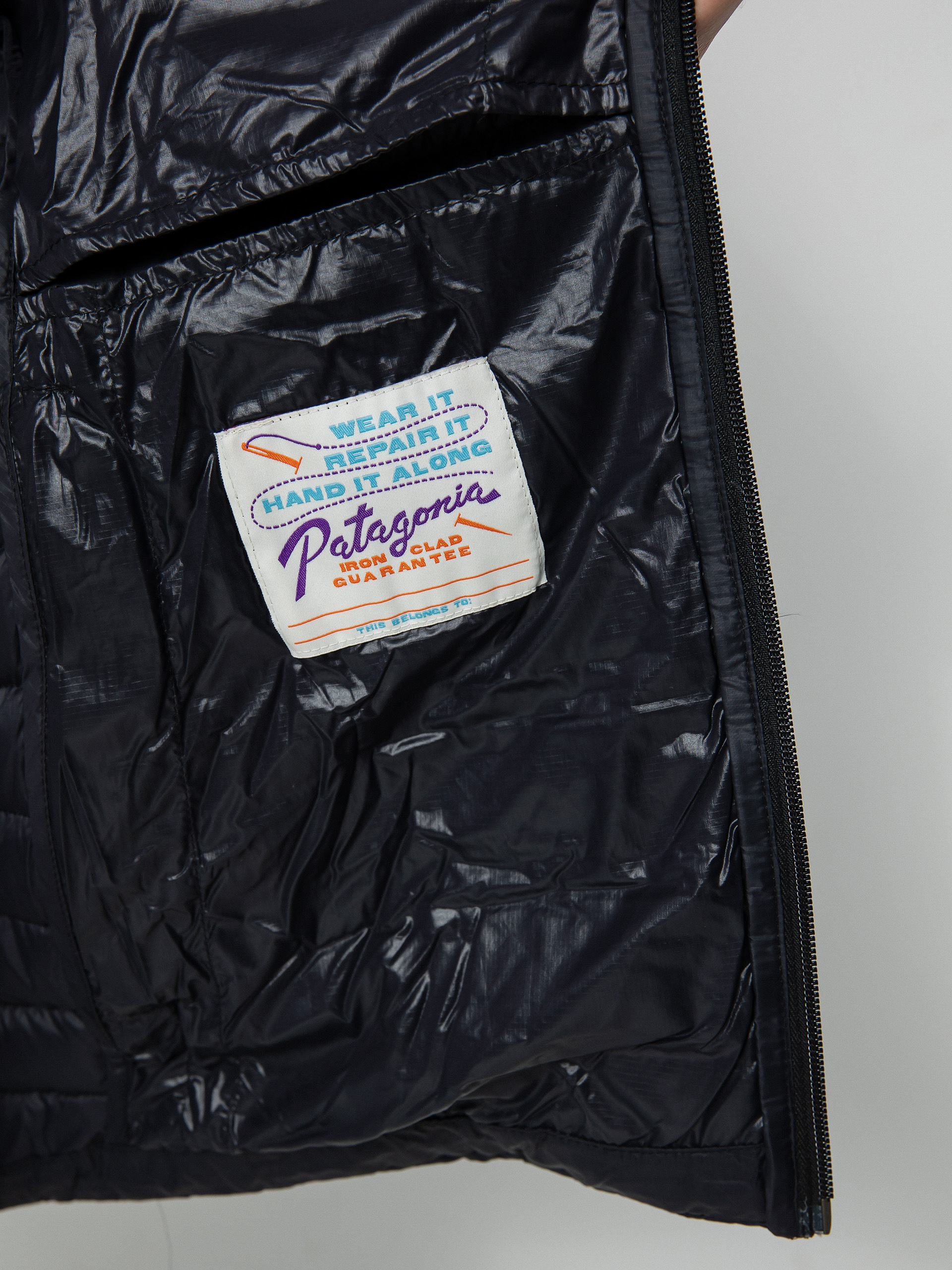 Patagonia Down Sweater Hoody Jacket (black)