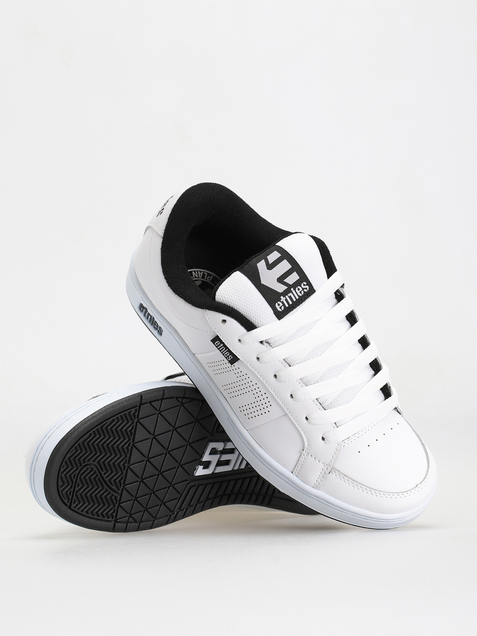 Etnies kingpin sale white