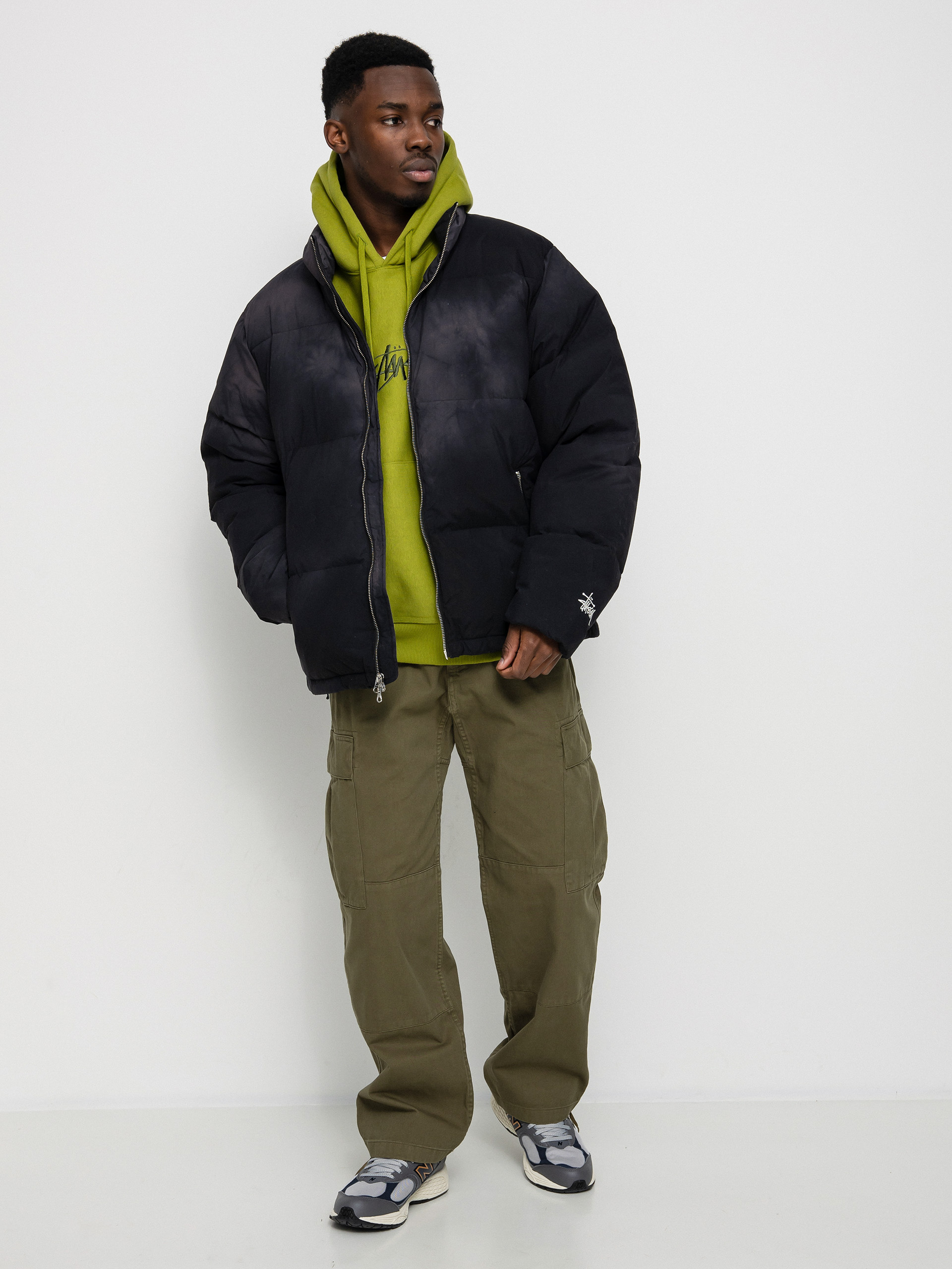 Stussy Recycled Nylon Down Puffer Jacket (vintage black)