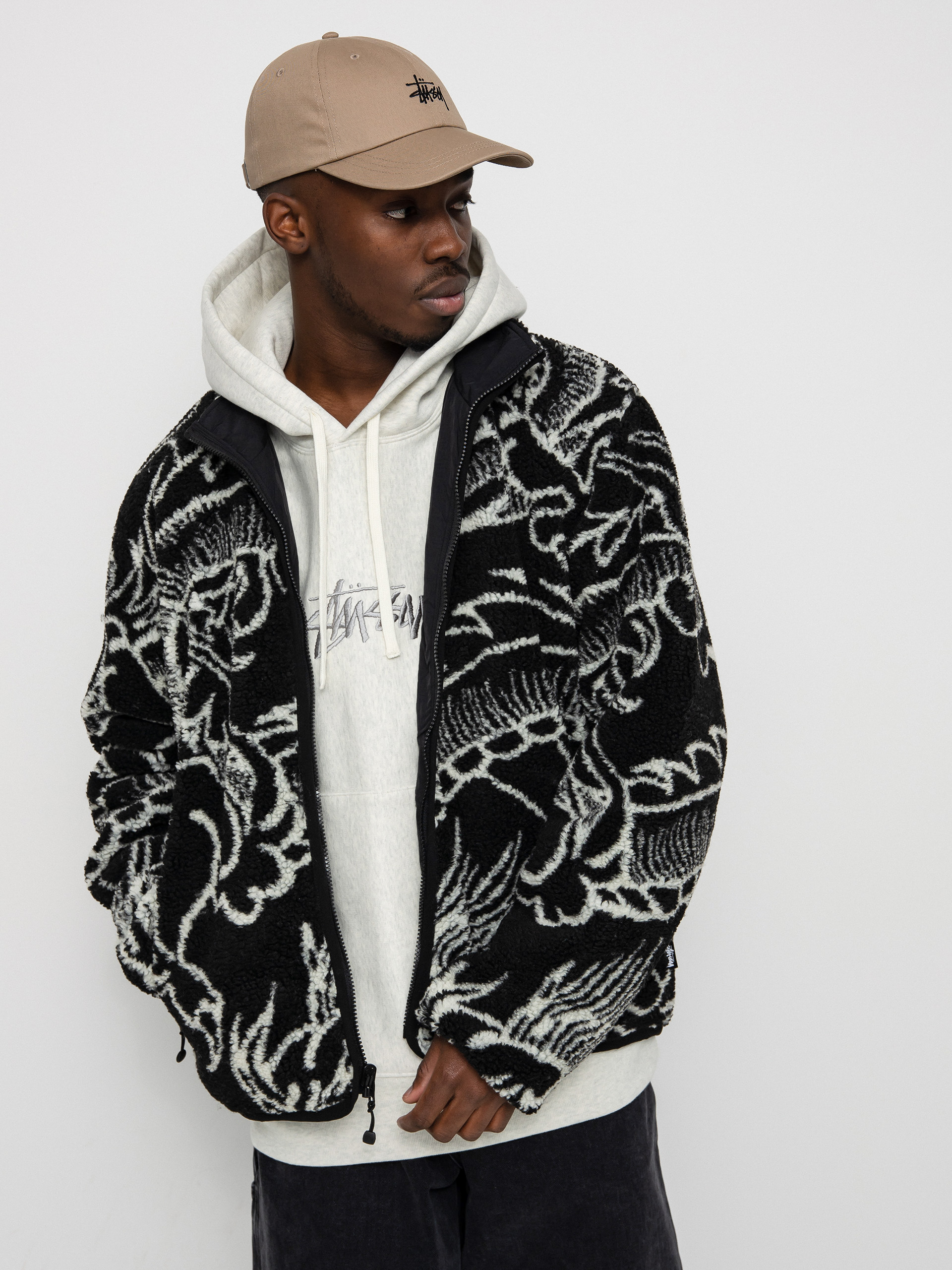 Stussy Dragon Sherpa Jacket (black)