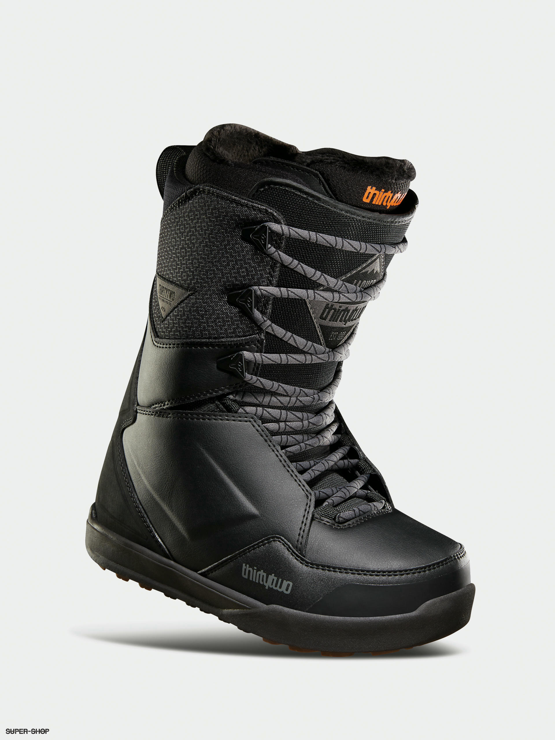 Thirty two lashed deals snowboard boots