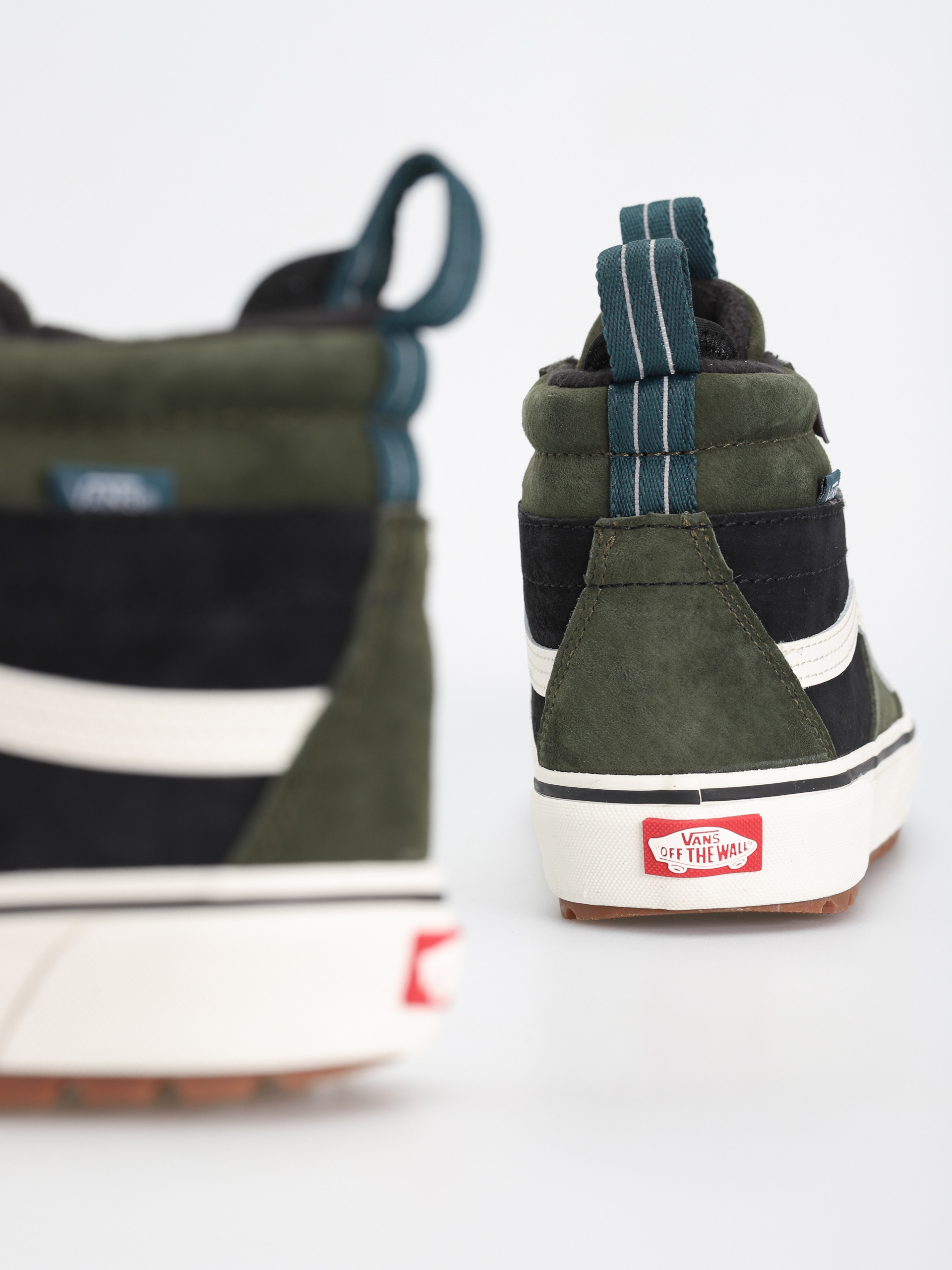 Vans Sk8 Hi MTE 2 Shoes (utility pop grape leaf)