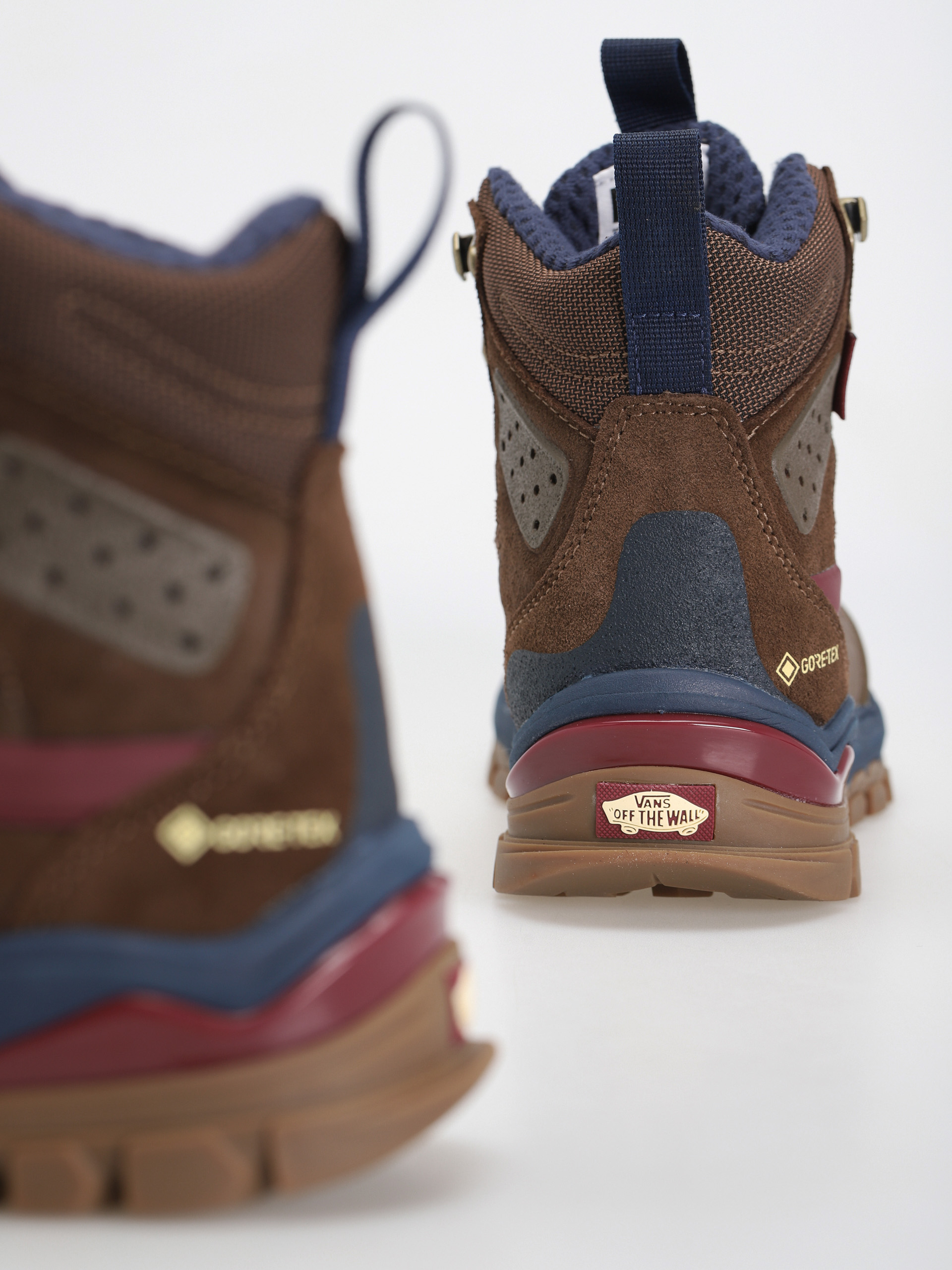 Vans Ultrarange Exo Hi Gore Tex MTE 3 Shoes (navy/brown)