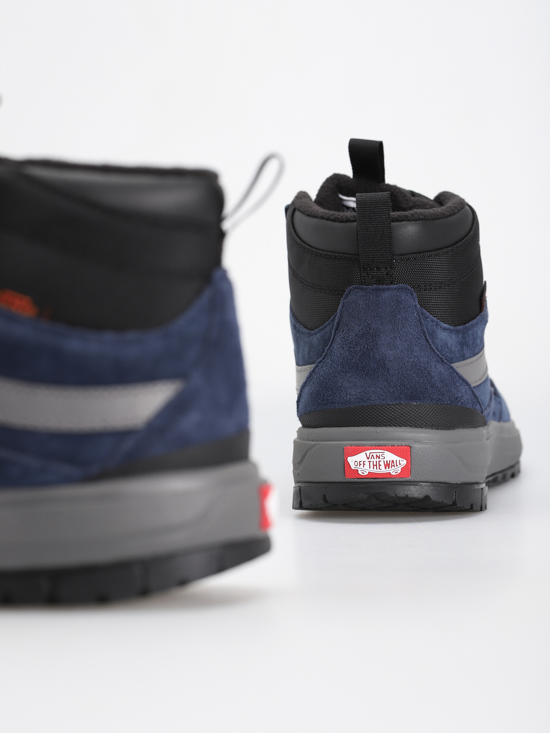 Vans Ultrarange Exo Hi MTE 1 Schuhe (dress blues/black)