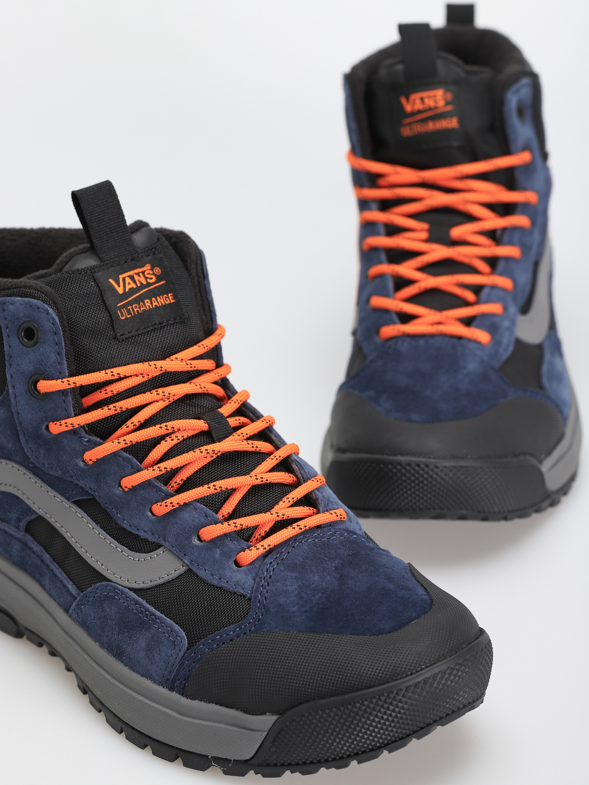Vans Ultrarange Exo Hi MTE 1 Schuhe (dress blues/black)