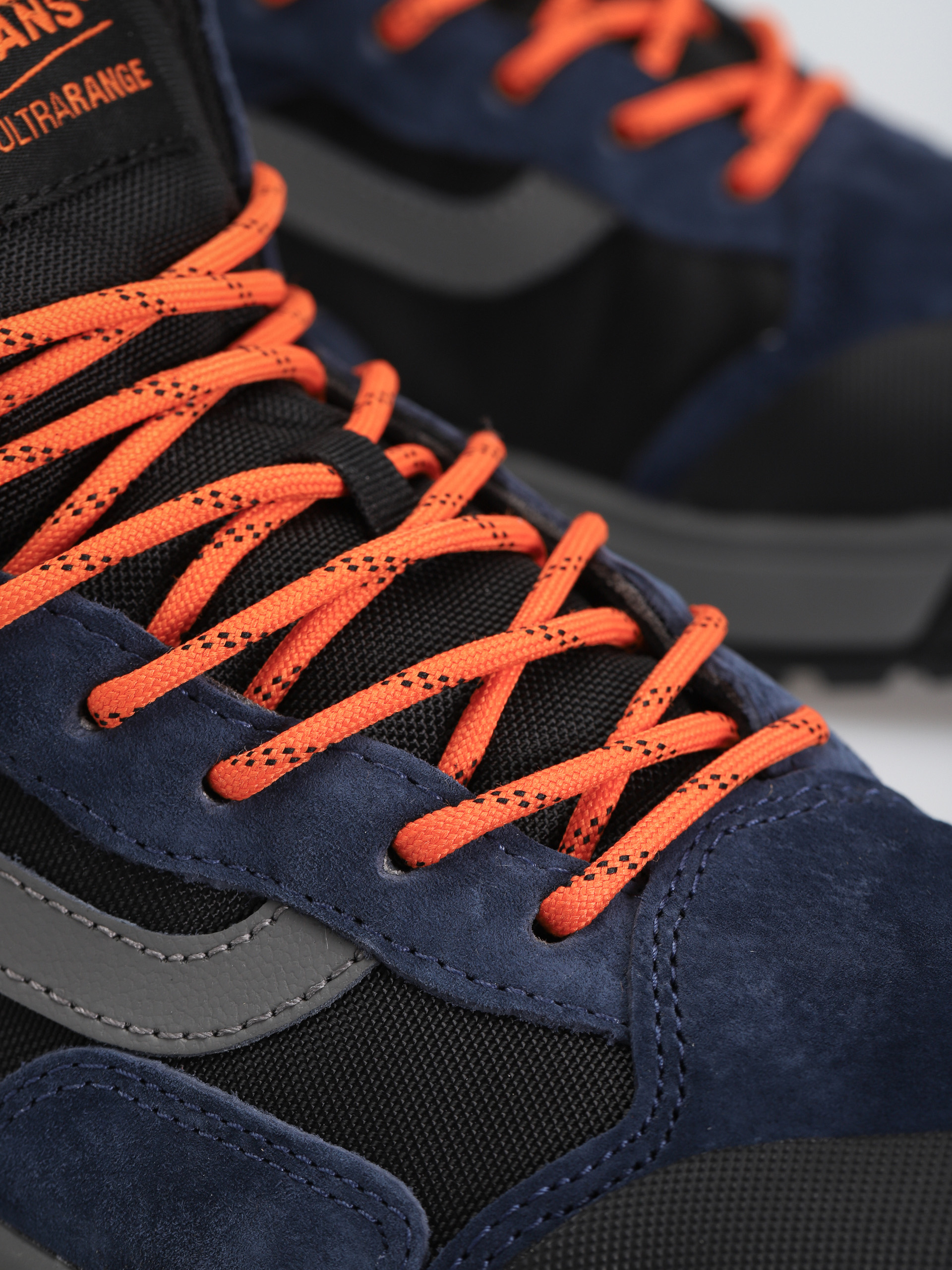 Vans Ultrarange Exo Hi MTE 1 Schuhe (dress blues/black)