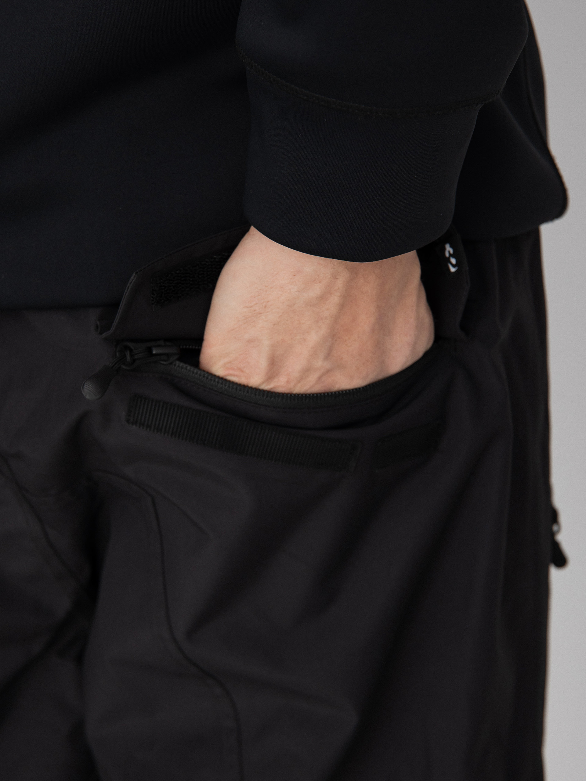 Mens ThirtyTwo Blahzay Cargo Snowboard pants (black)