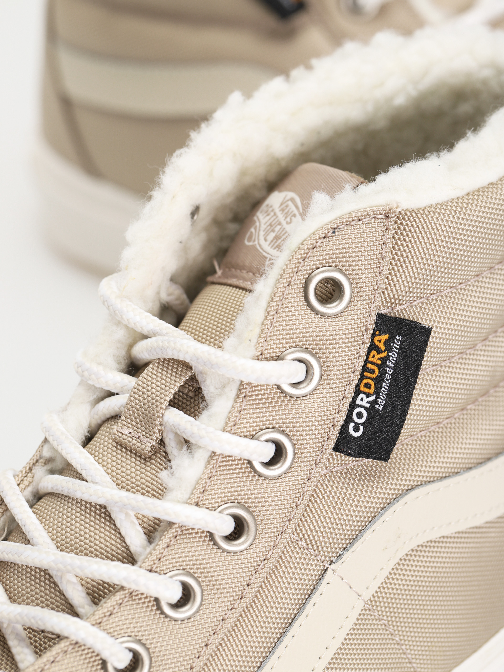 Vans Sk8 Hi Shoes (cordura sherpa walnut)