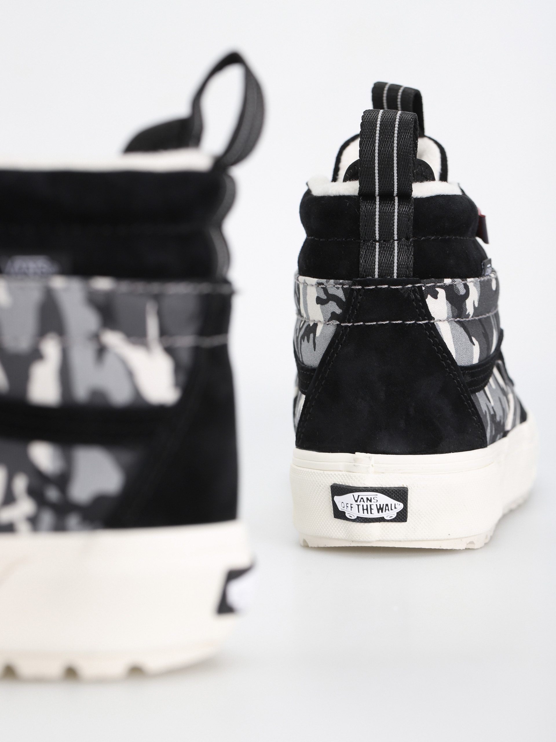 Vans Sk8 Hi MTE 2 Schuhe (black/marshmallow)