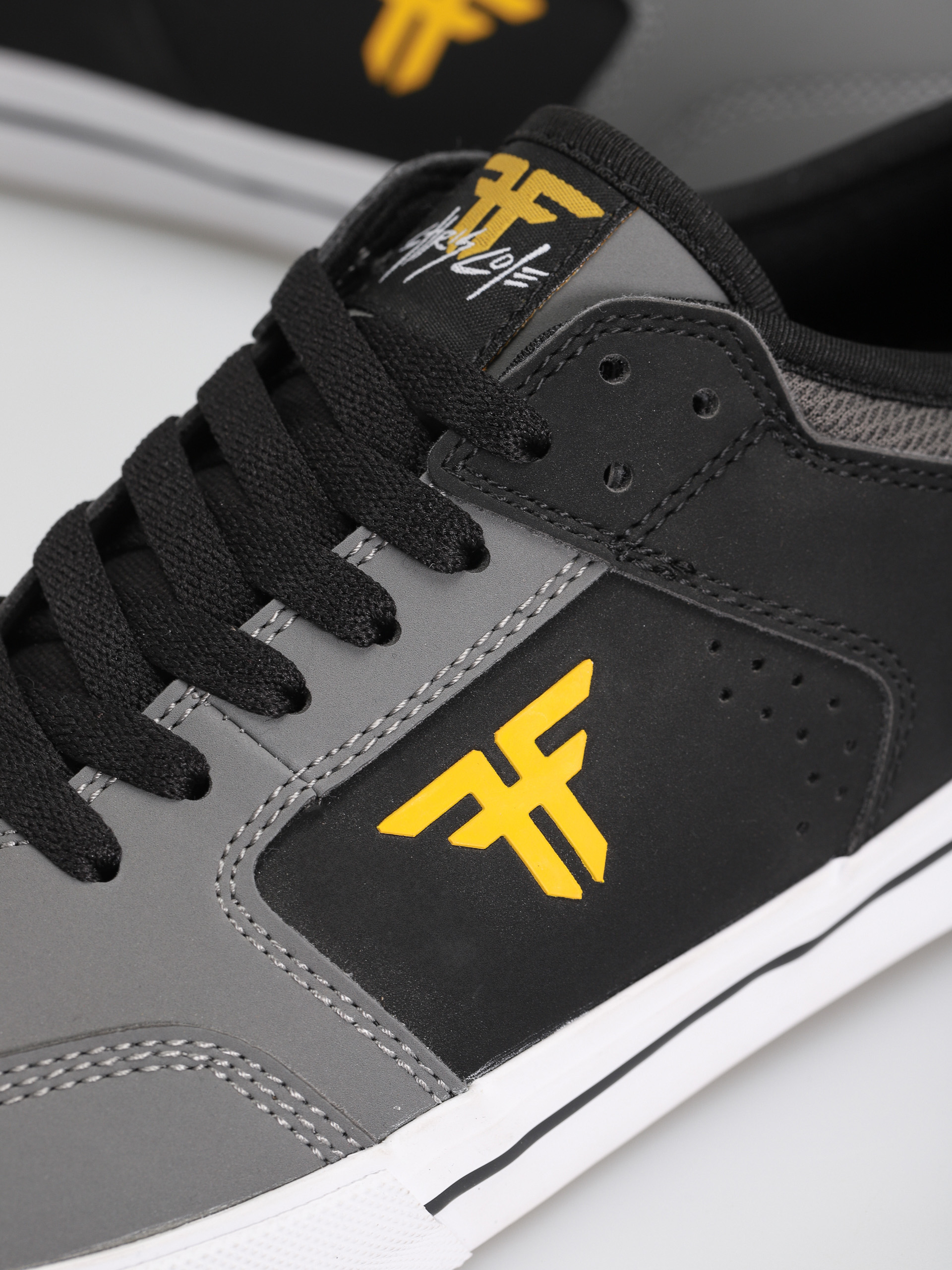 Fallen Ripper Shoes (black/gray/yellow vegan chris cole)