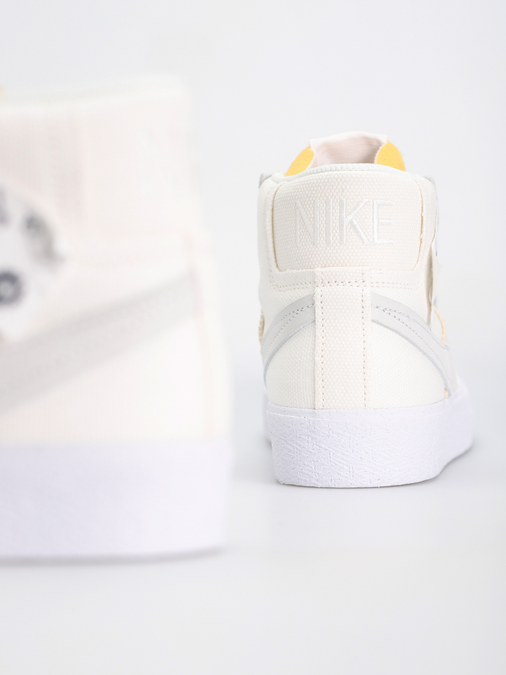 Nike SB Zoom Blazer Mid Prm Schuhe (summit white/summit white)