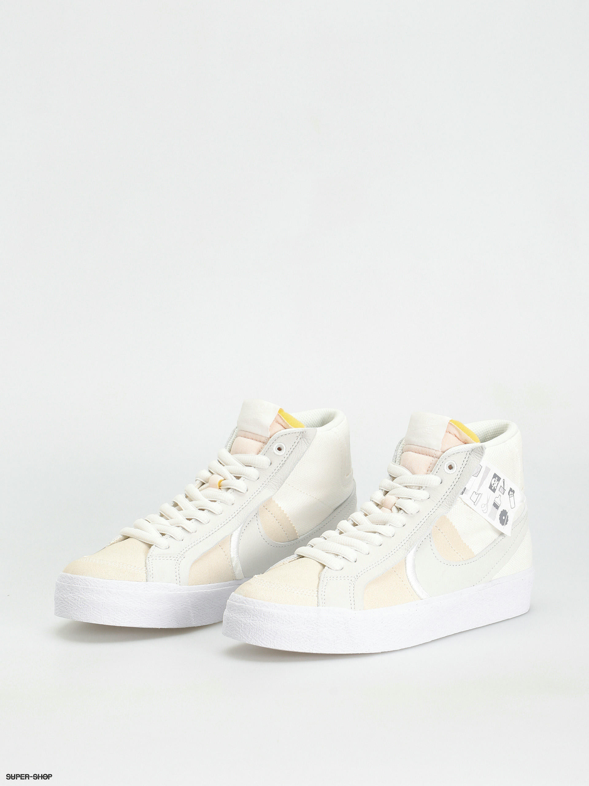 Nike SB Zoom Blazer Mid Prm Shoes (summit white/summit white)